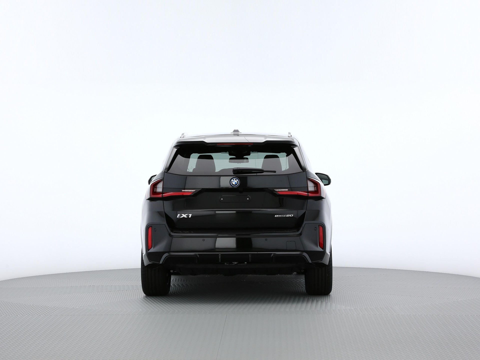 BMW iX1 U11 20 eDrive-image-17
