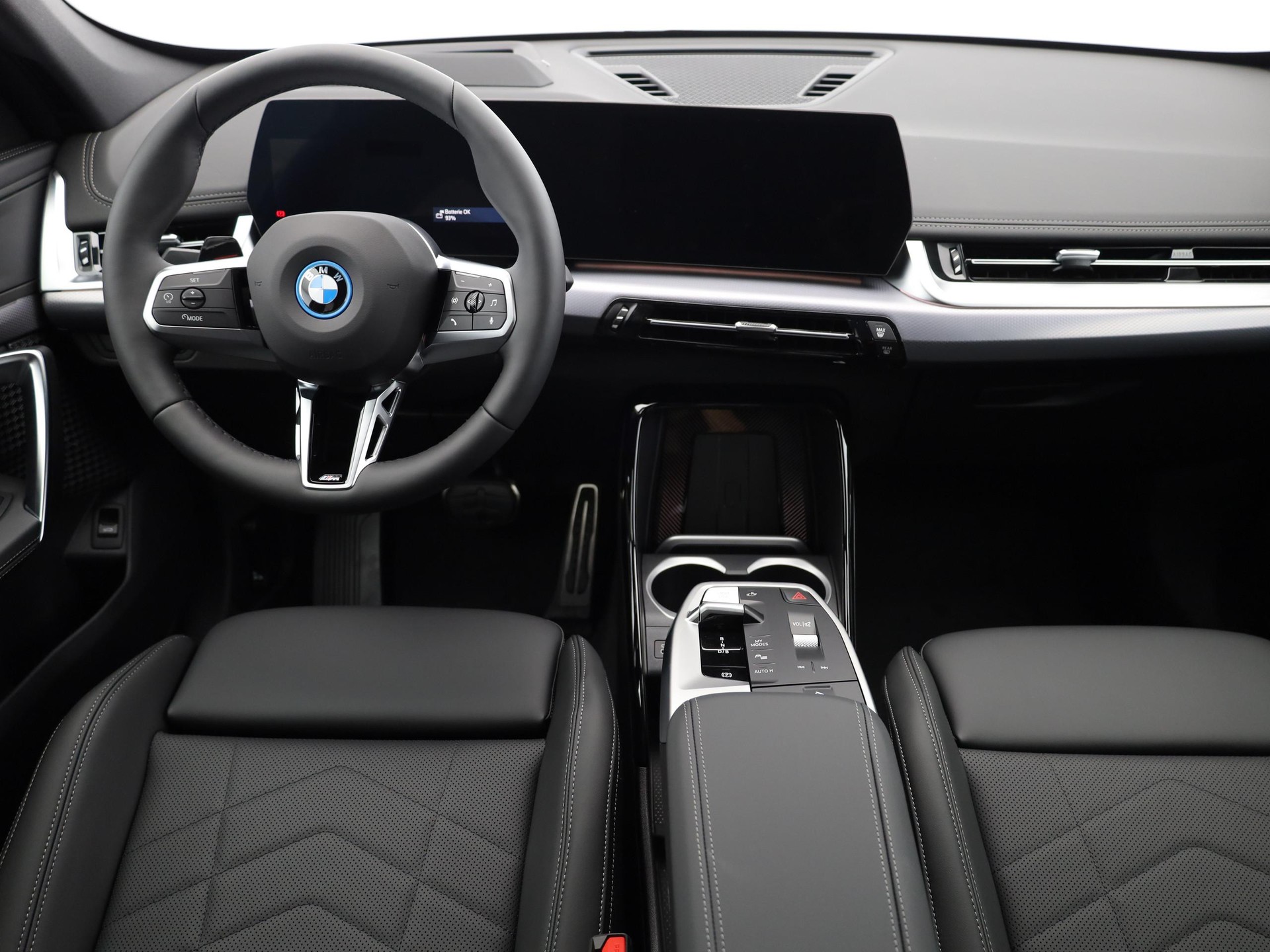 BMW iX1 U11 20 eDrive-image-5