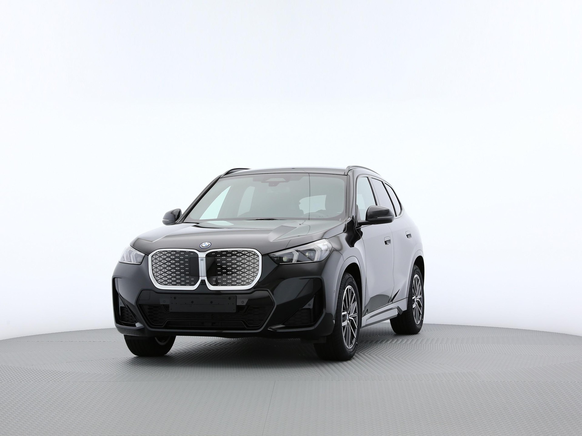 BMW iX1 U11 20 eDrive-image-6