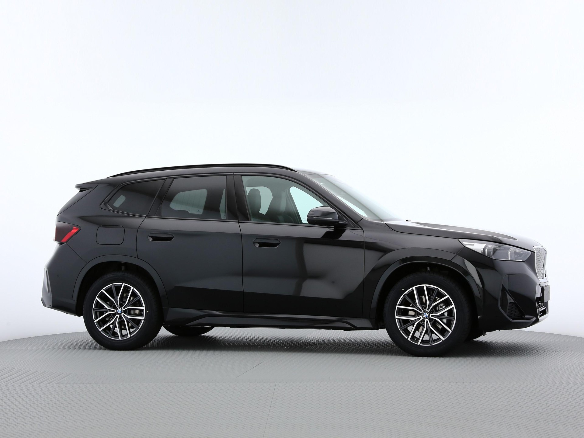 BMW iX1 U11 20 eDrive-image-24