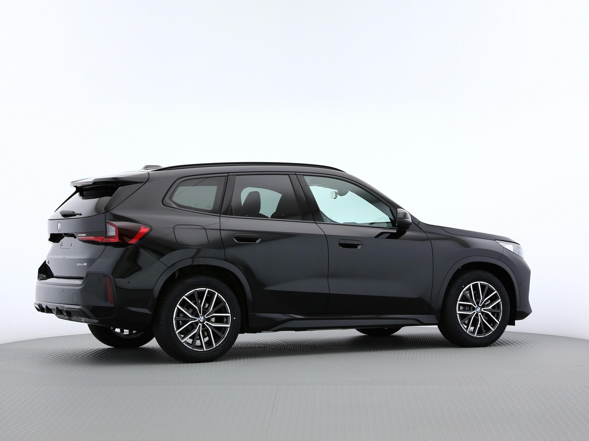 BMW iX1 U11 20 eDrive-image-21