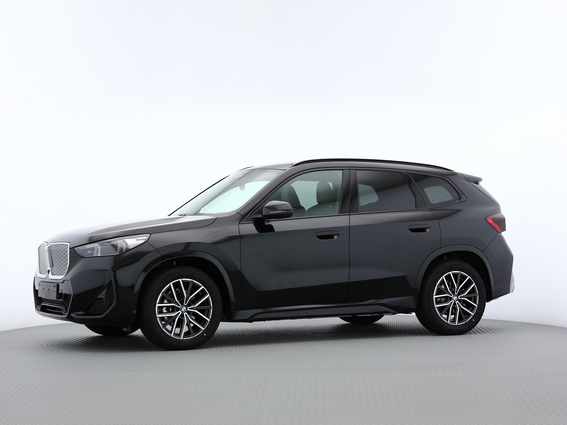 BMW iX1 U11 20 eDrive-image-9