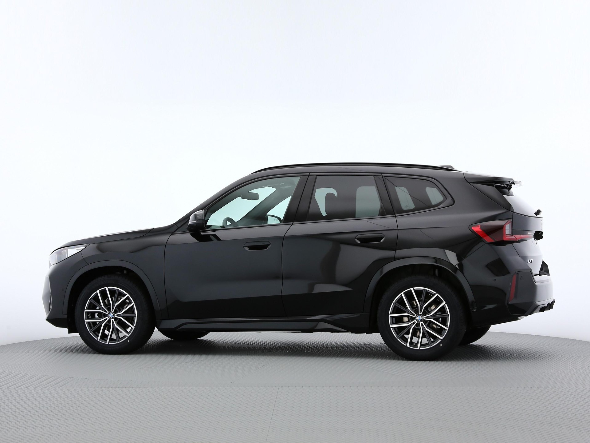 BMW iX1 U11 20 eDrive-image-12