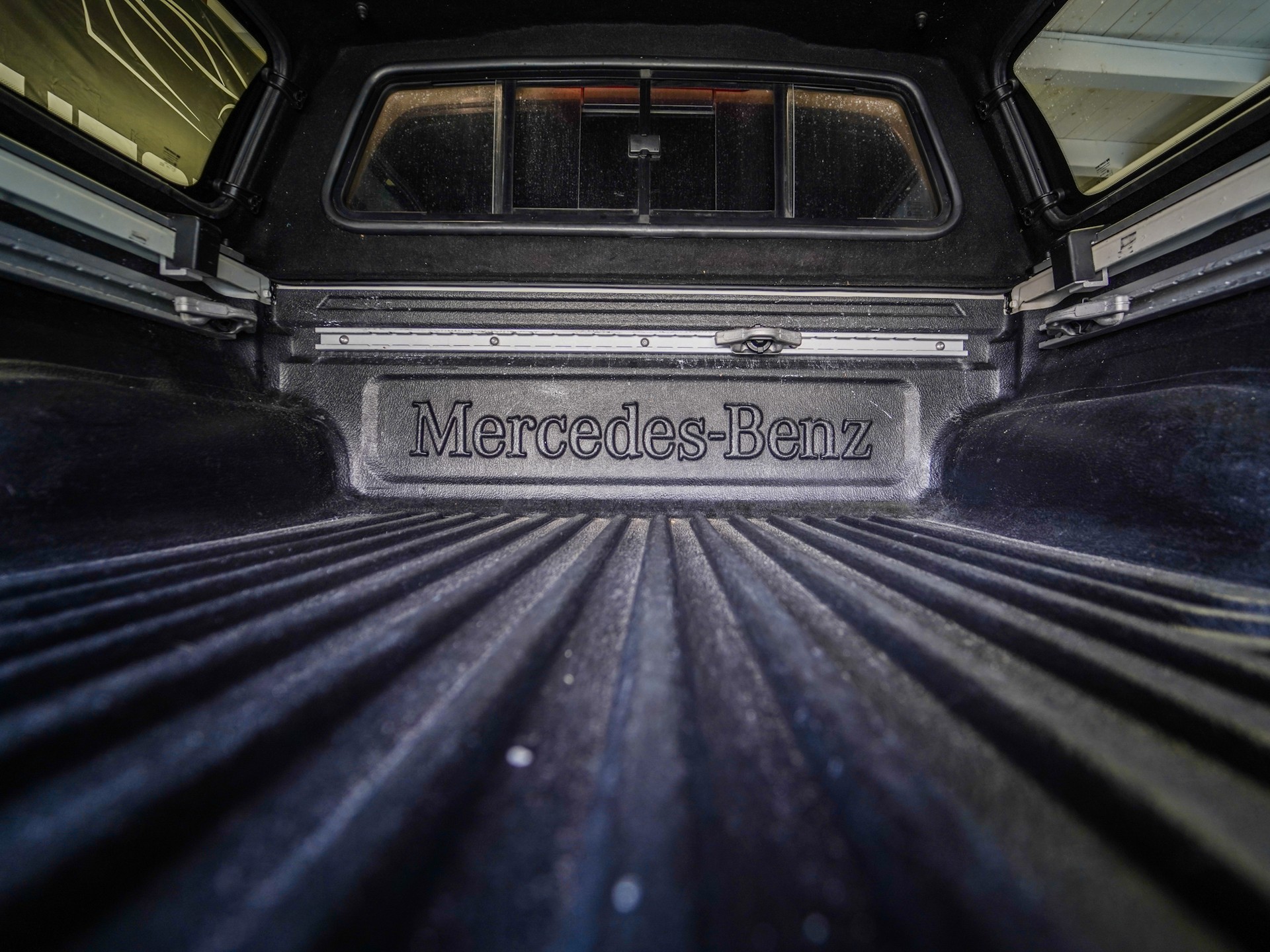 MERCEDES-BENZ X 350 d 4MATIC Power A Doppel Cab.-image-22