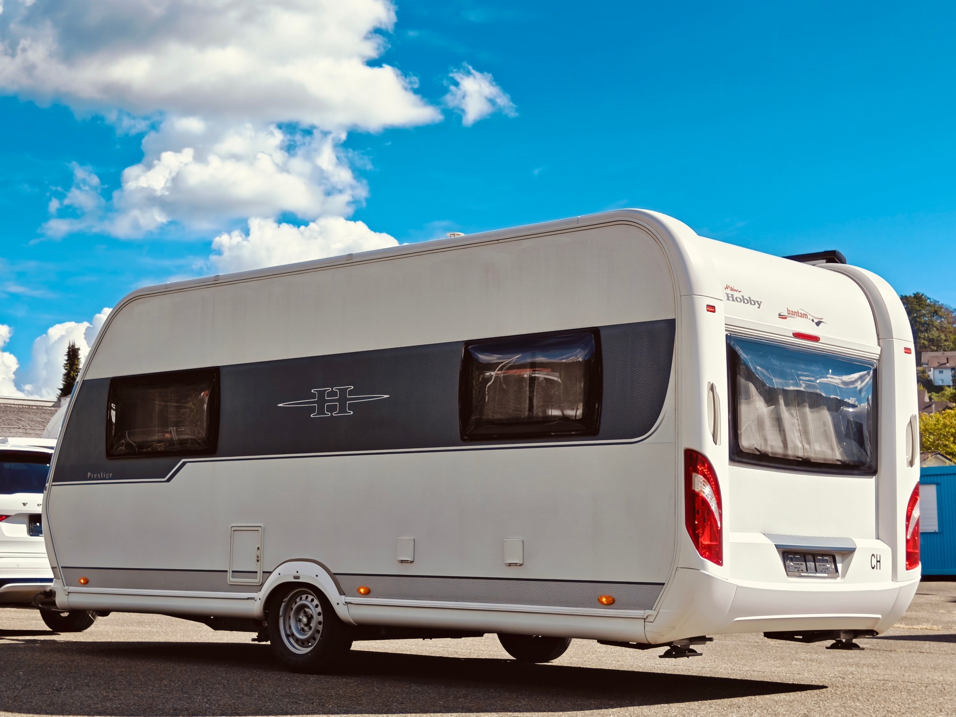 HOBBY Prestige 495 UL -- Einzelbett -- Klima -- Mover -- Markise-image-5