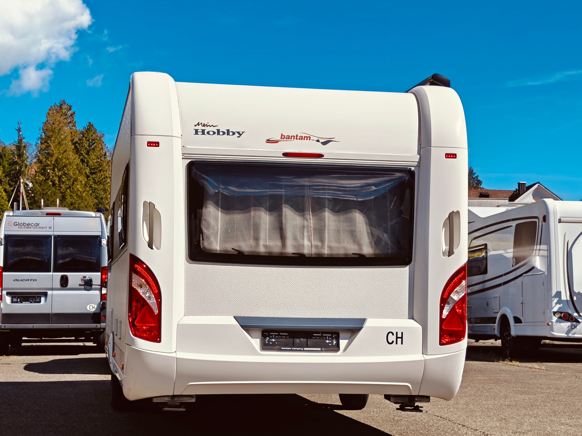HOBBY Prestige 495 UL -- Einzelbett -- Klima -- Mover -- Markise-image-4