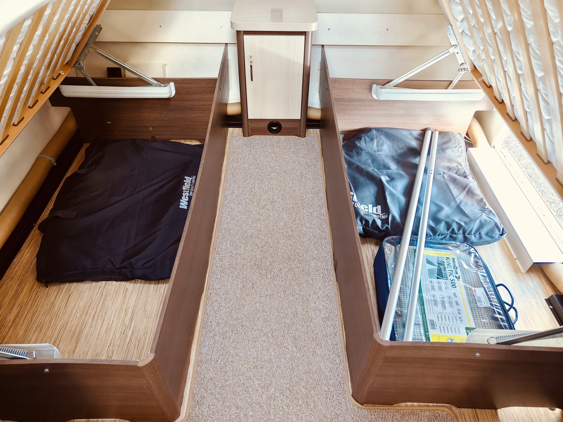 HOBBY Prestige 495 UL -- Einzelbett -- Klima -- Mover -- Markise-image-10