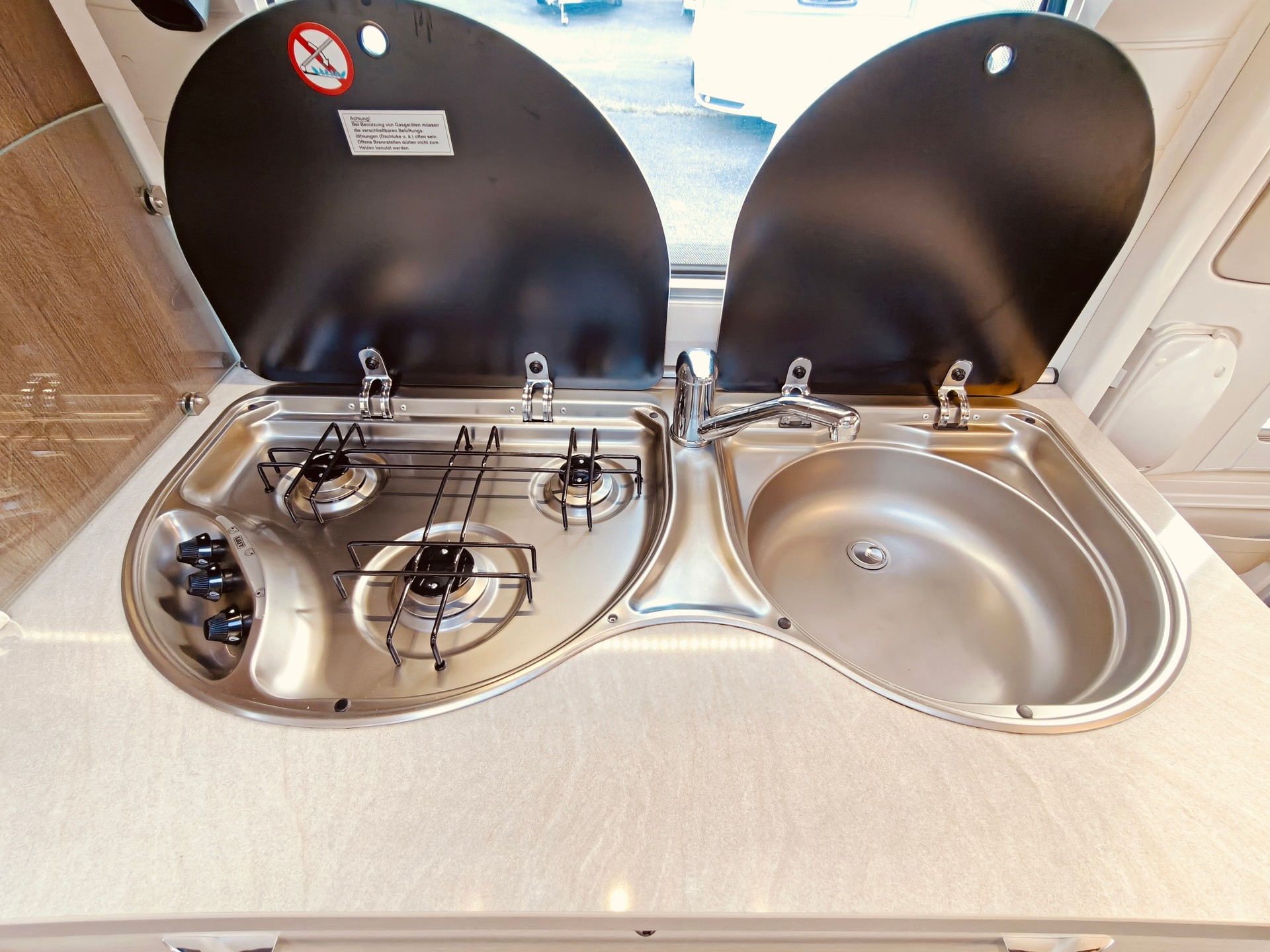 HOBBY Prestige 495 UL -- Einzelbett -- Klima -- Mover -- Markise-image-15
