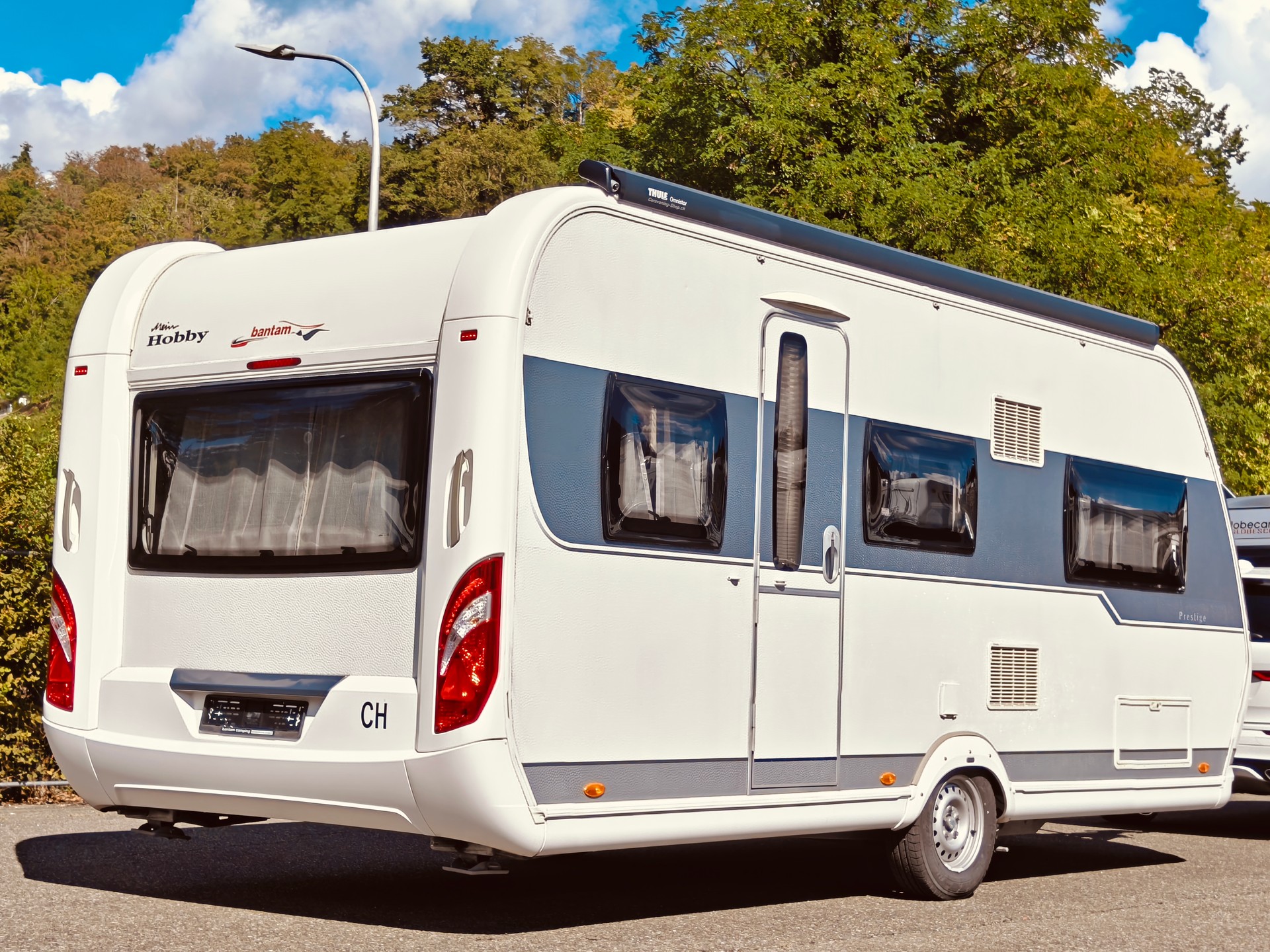HOBBY Prestige 495 UL -- Einzelbett -- Klima -- Mover -- Markise-showroom-element-3