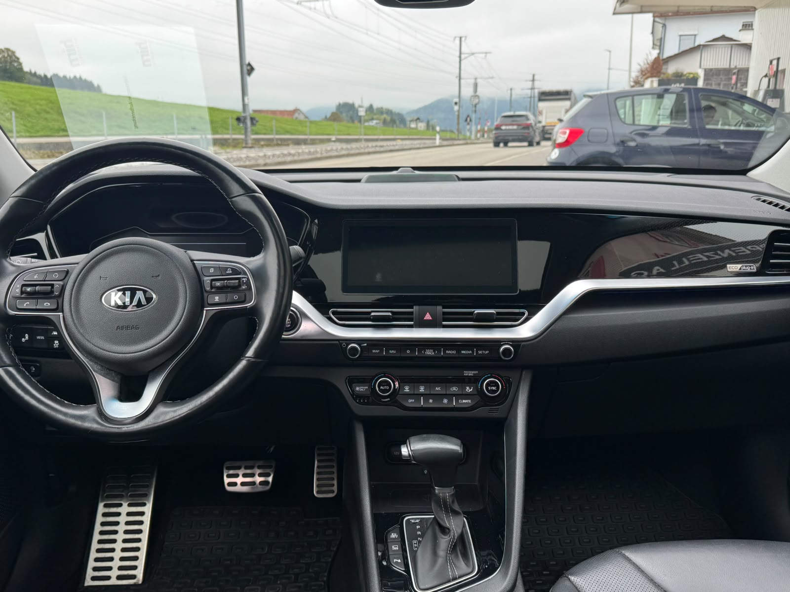 KIA Niro 1.6 GDi Plug-in Hybrid-image-6