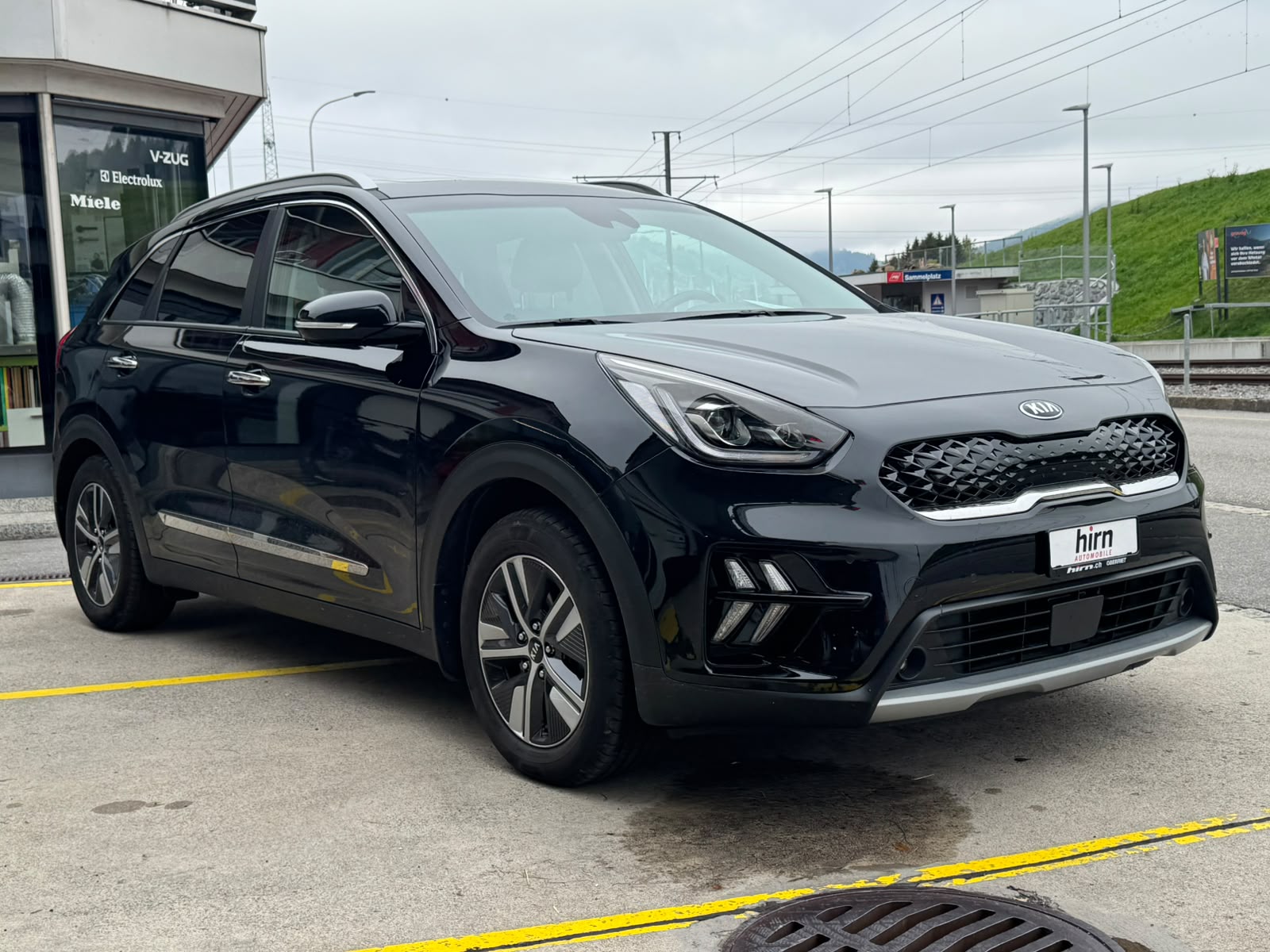 KIA Niro 1.6 GDi Plug-in Hybrid-image-1