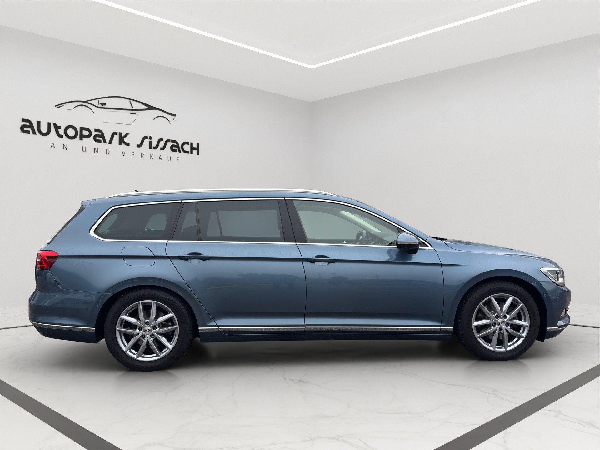 VW Passat Variant 2.0 TDI BMT Highline DSG-image-3