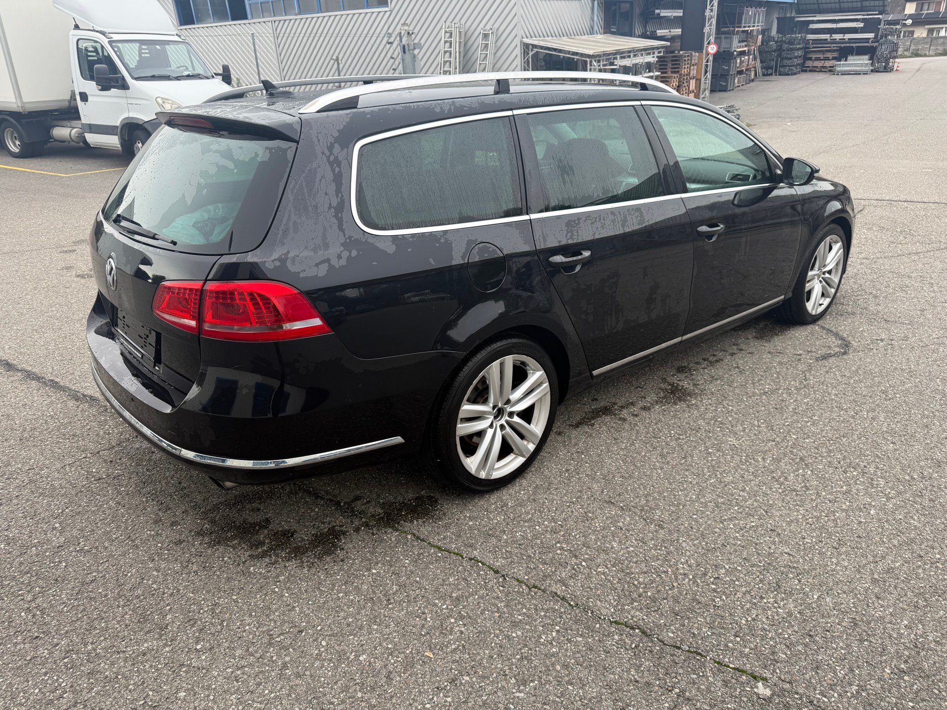 VW Passat Variant 3.6 FSI Highline 4Motion DSG-image-4