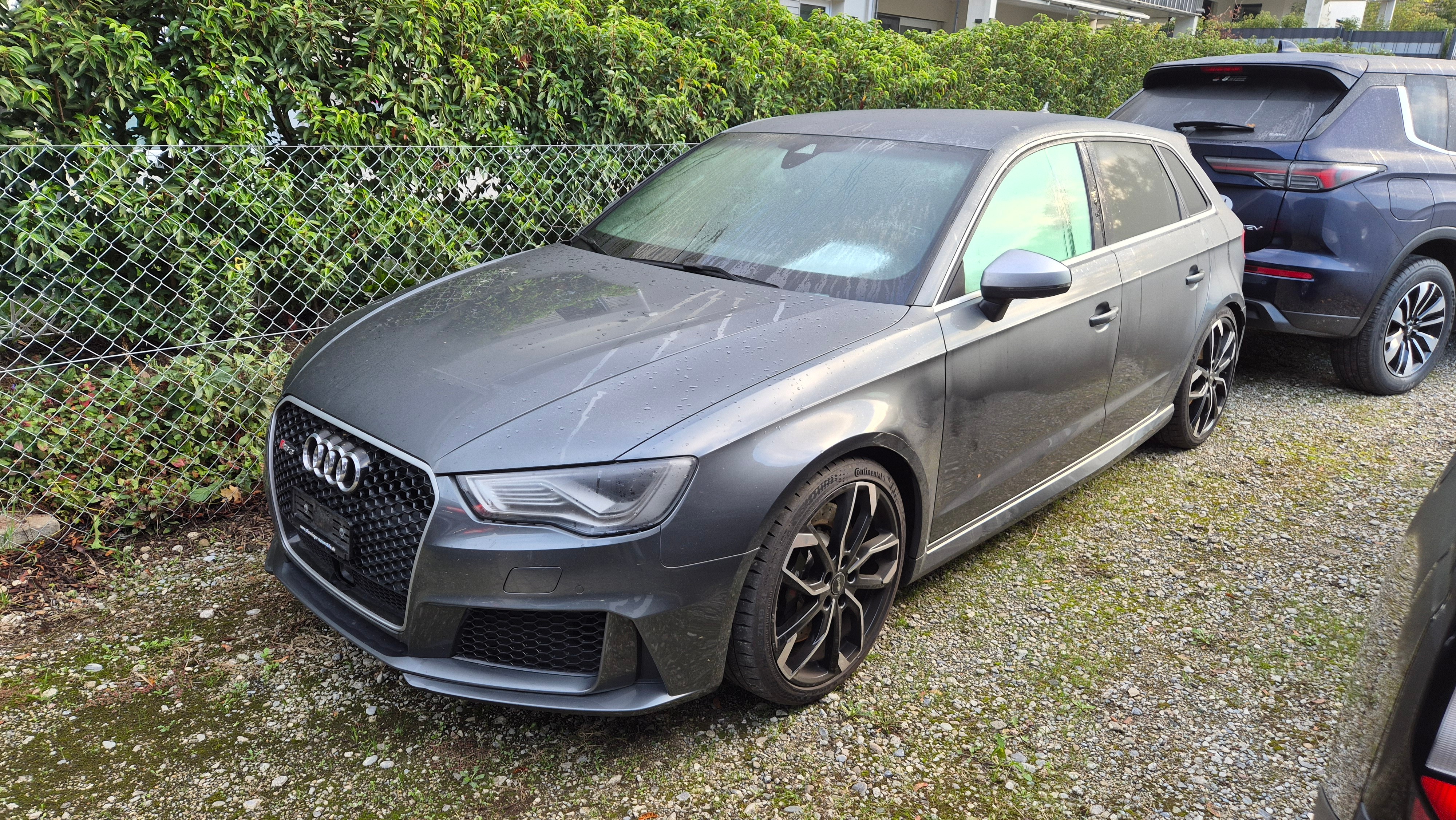 Car photo