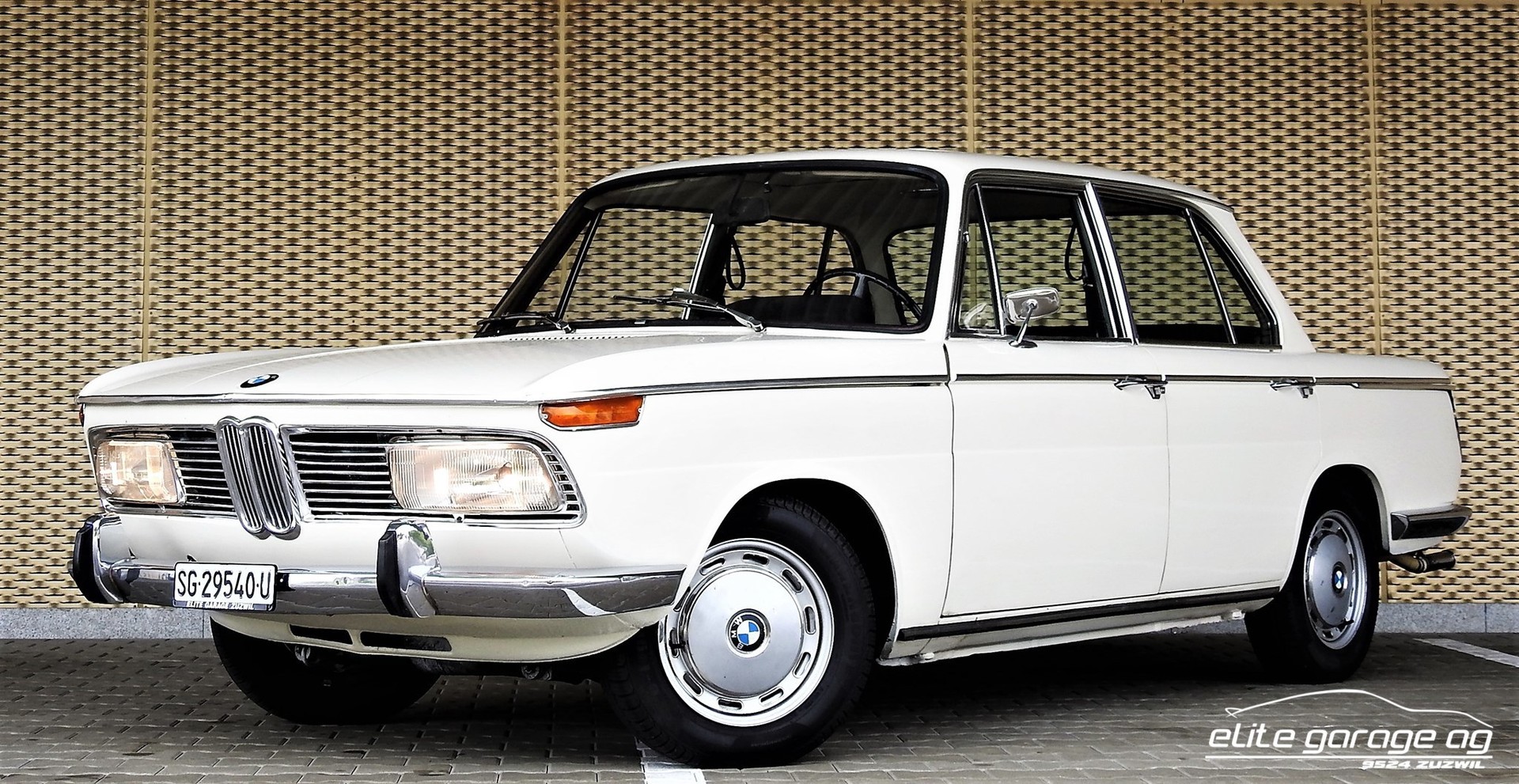 BMW 2000-image-0