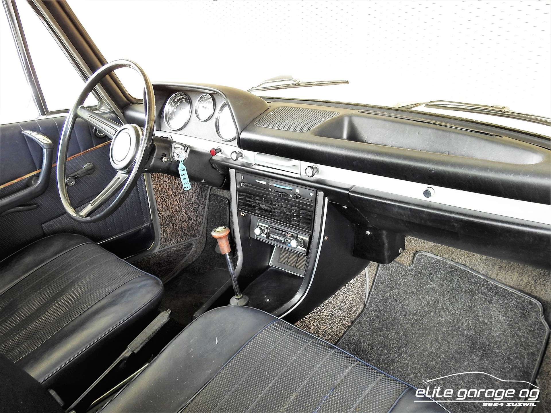 BMW 2000-image-9