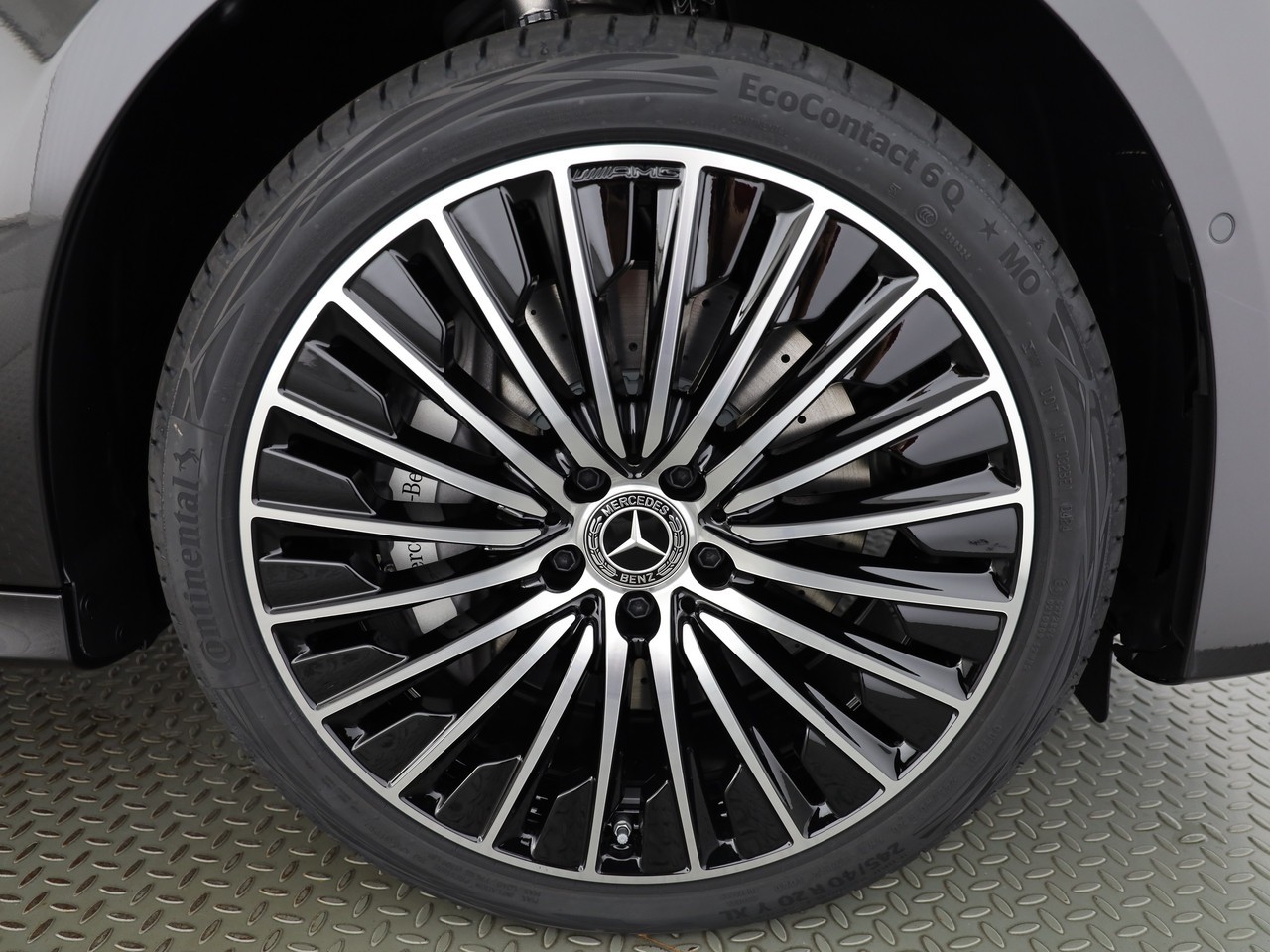 MERCEDES-BENZ E 220 d T 4Matic 9G-Tronic-image-6