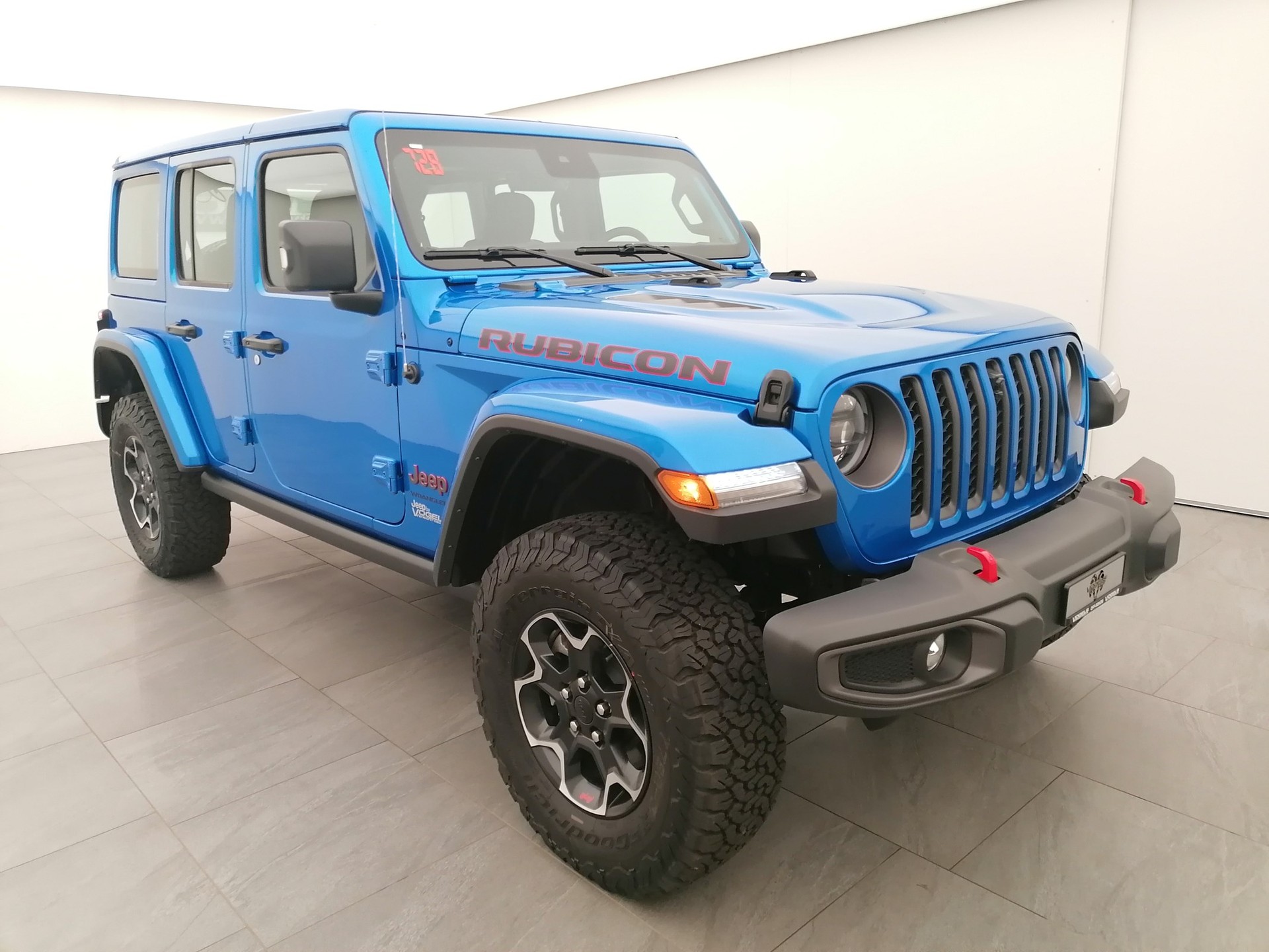 JEEP Wrangler 2.0 Rubicon Unlimited-showroom-element-2