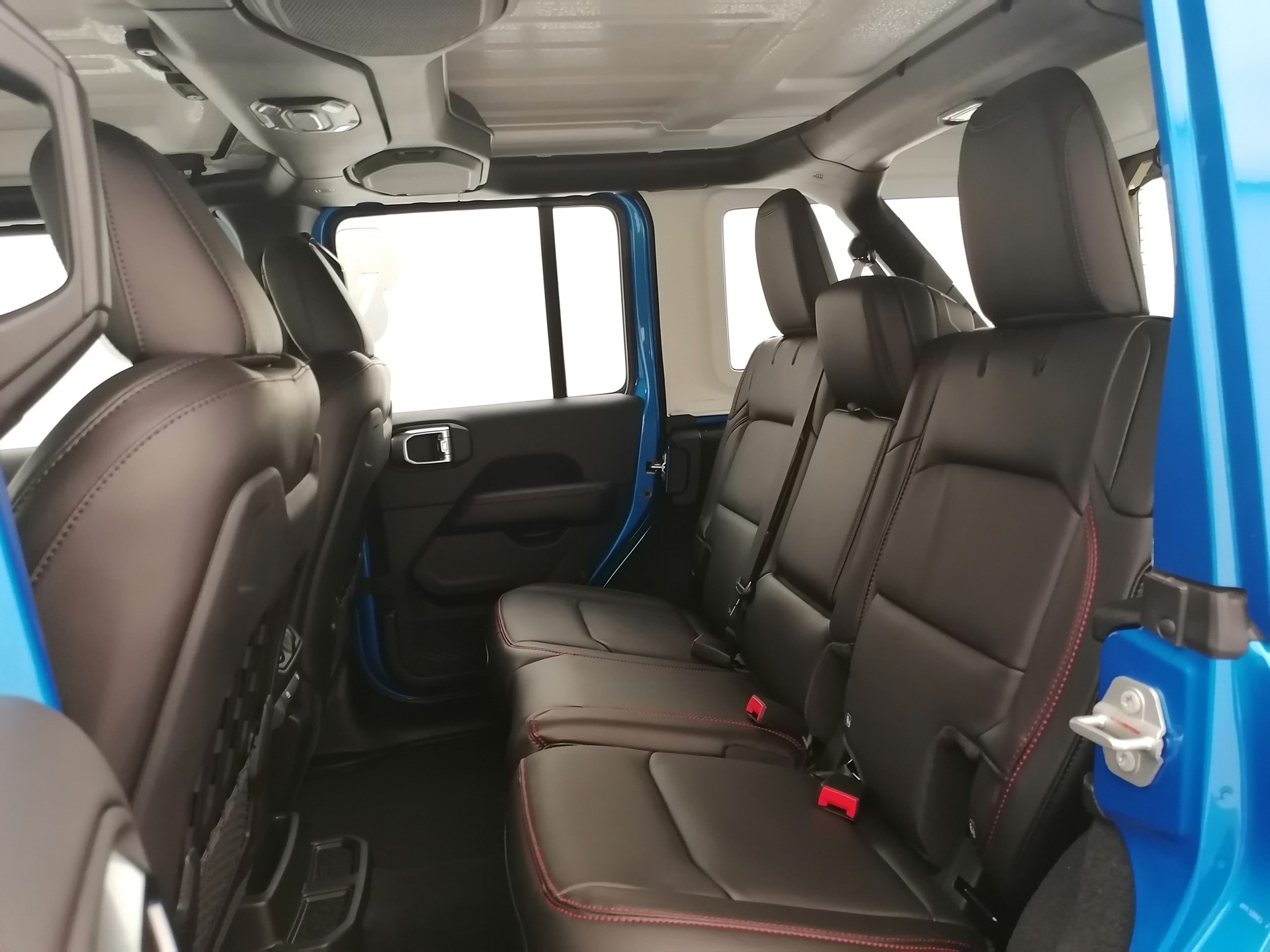 JEEP Wrangler 2.0 Rubicon Unlimited-image-8