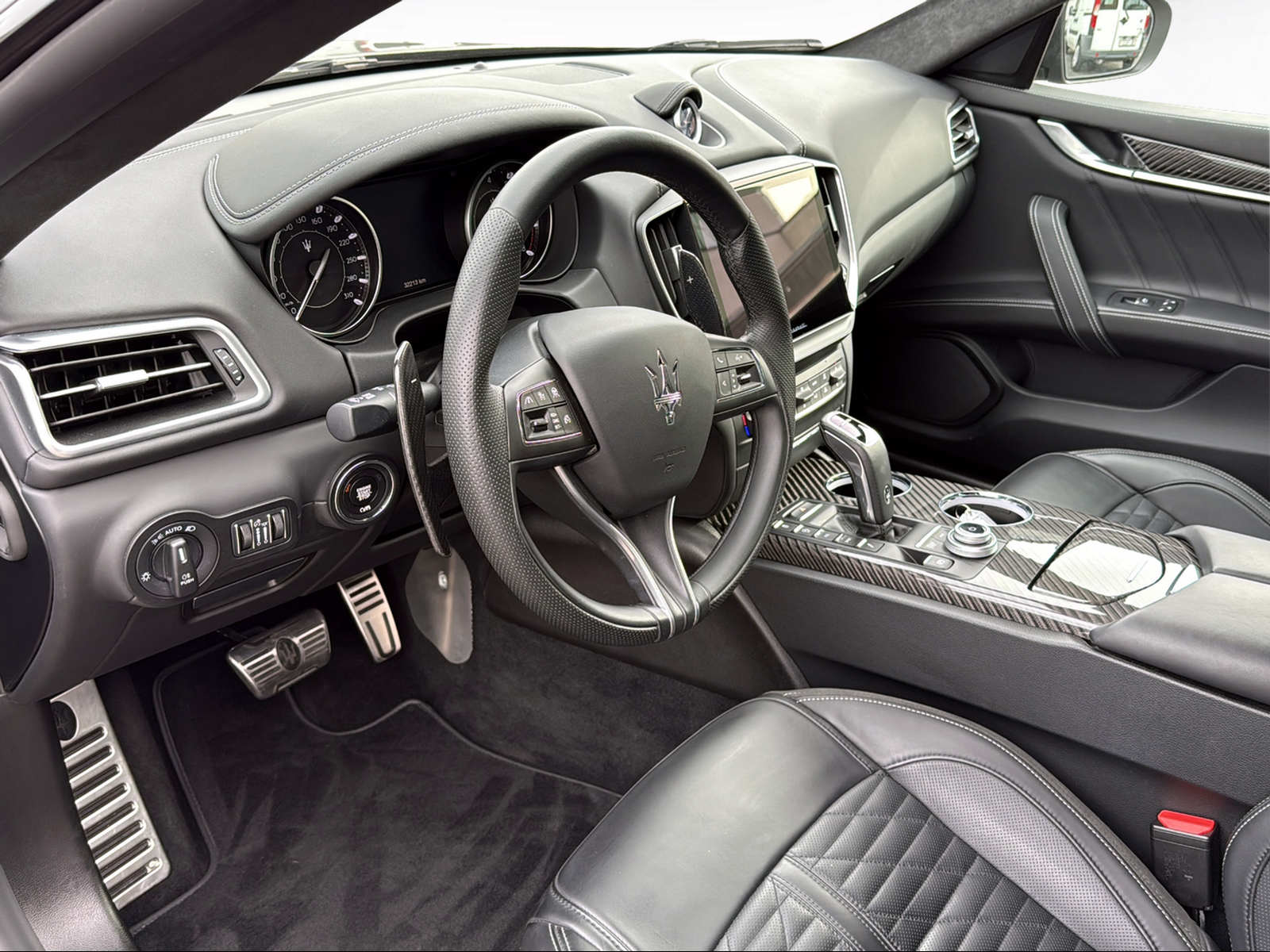 MASERATI Ghibli S Q4 3.0 Modena Automatica-image-3