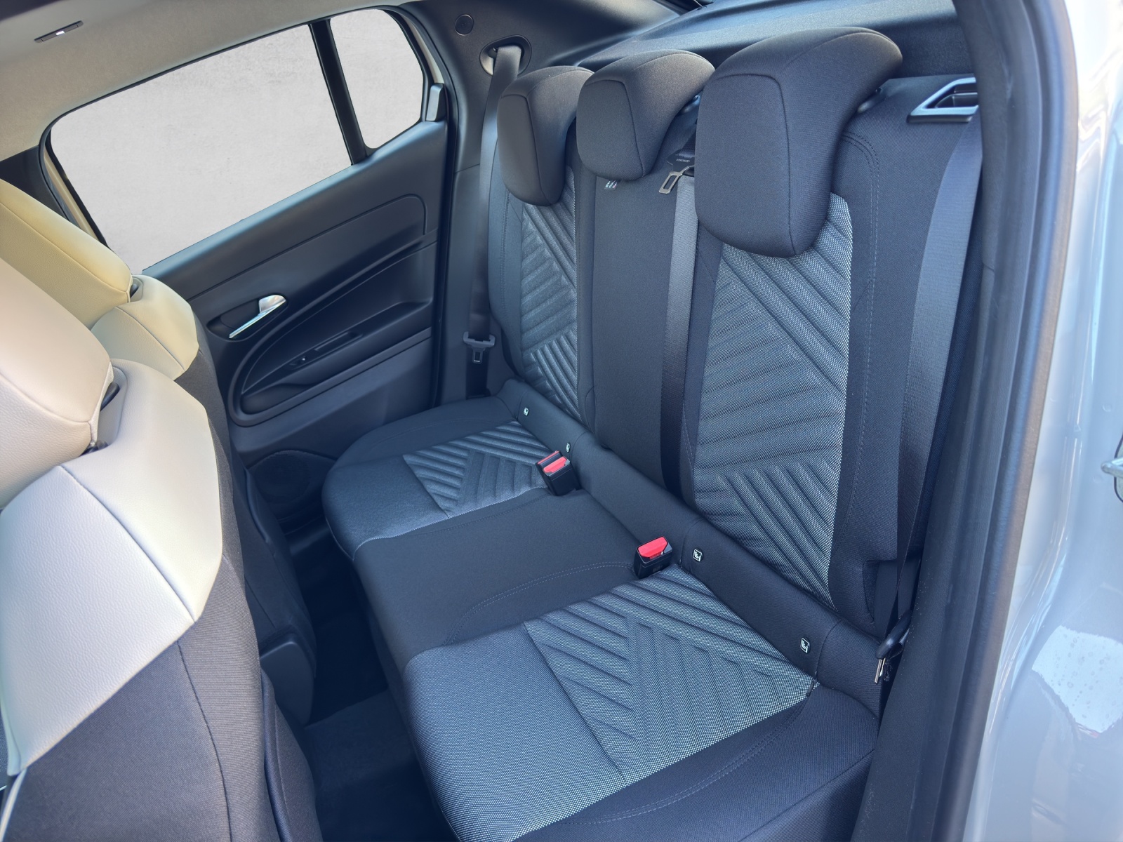 FIAT 600 1.2 Hybrid 136 Cult-image-10