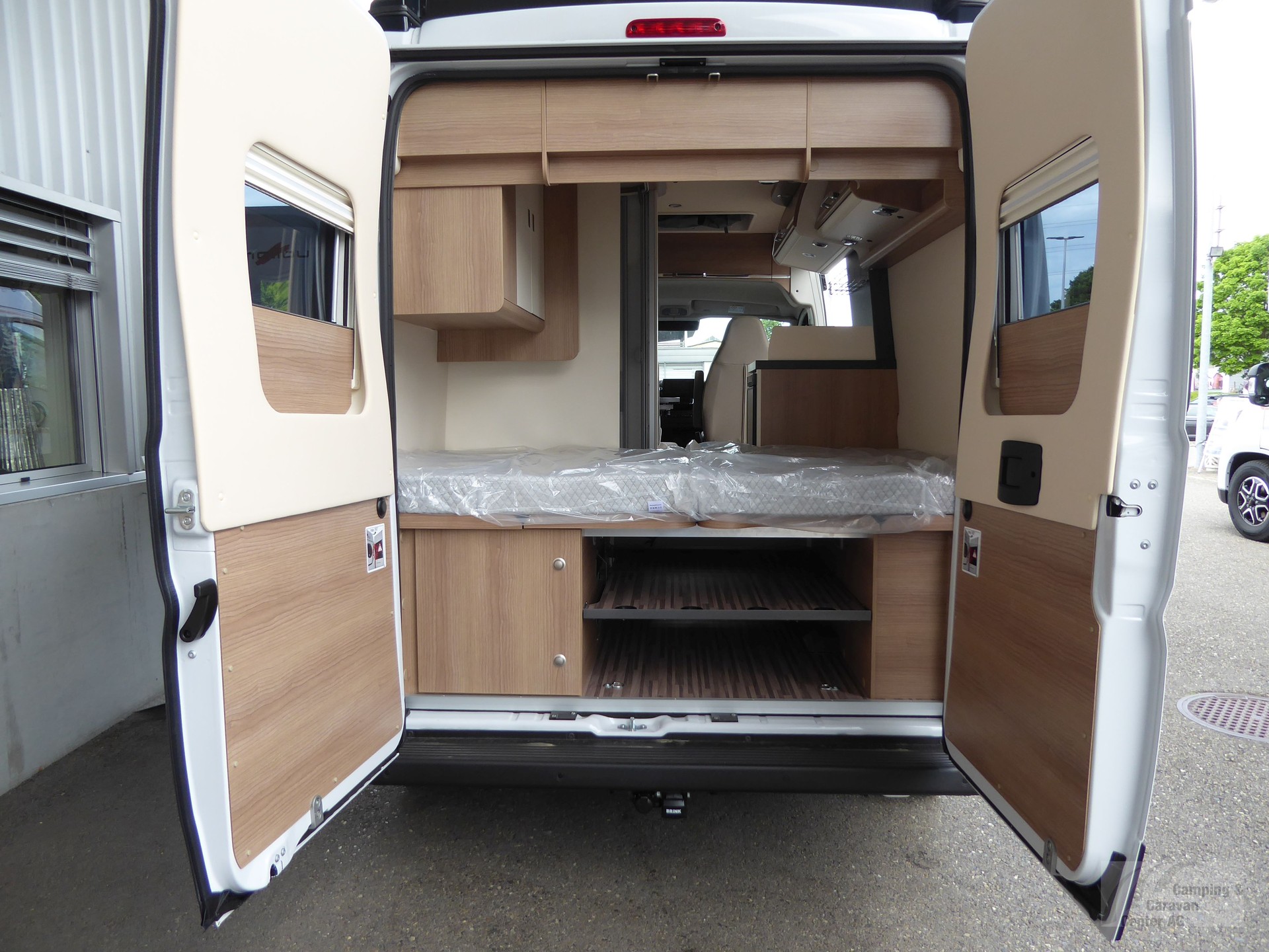 MALIBU Van compact 540 DB Family-for-4-image-13
