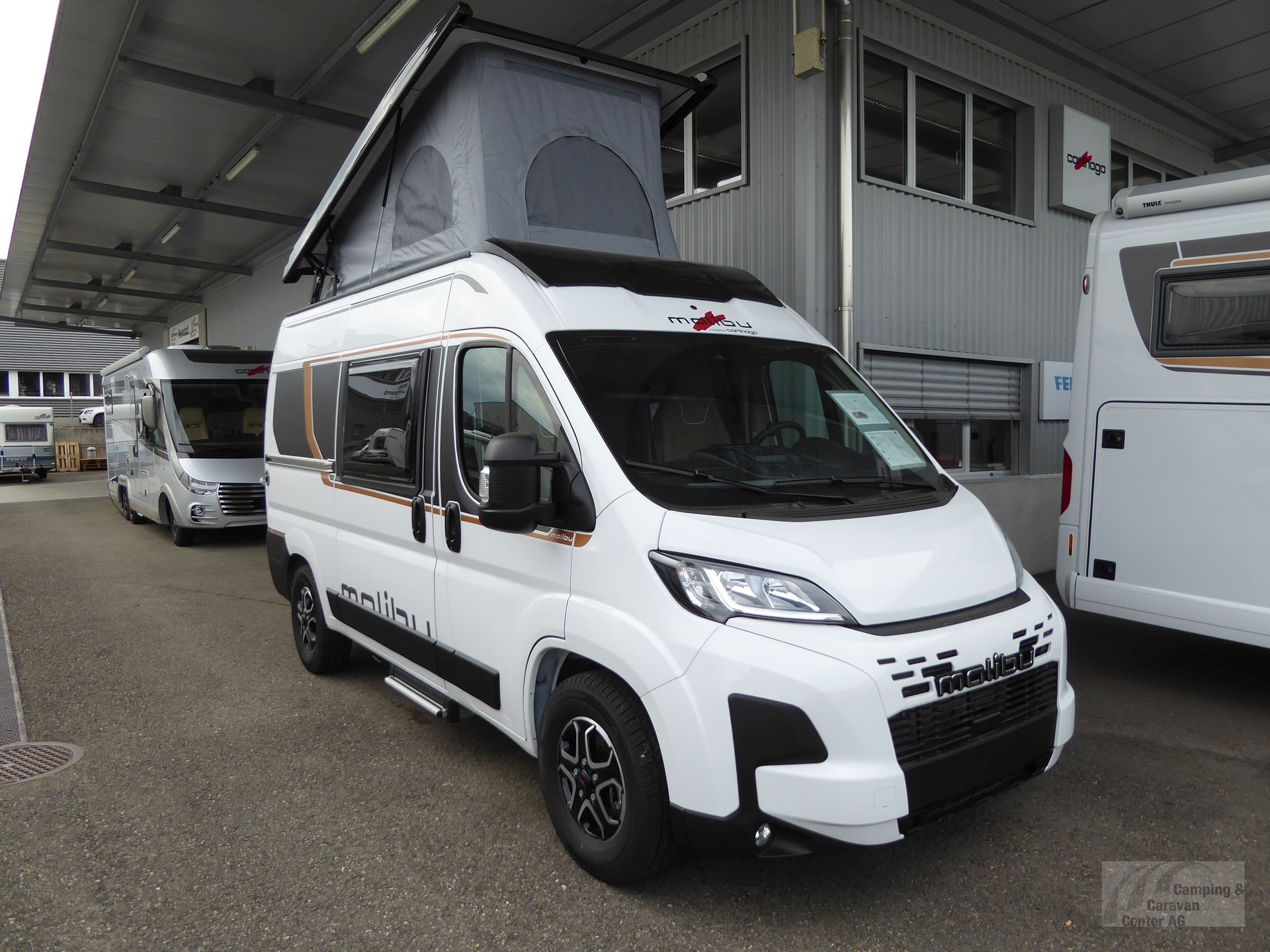 MALIBU Van compact 540 DB Family-for-4-showroom-element-1