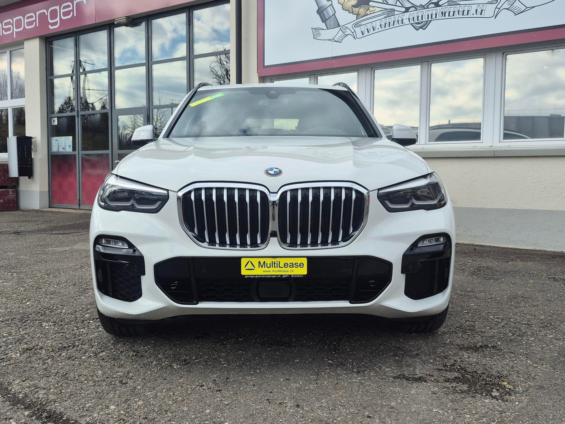 BMW X5 xDrive 30d xLine Steptronic-image-1