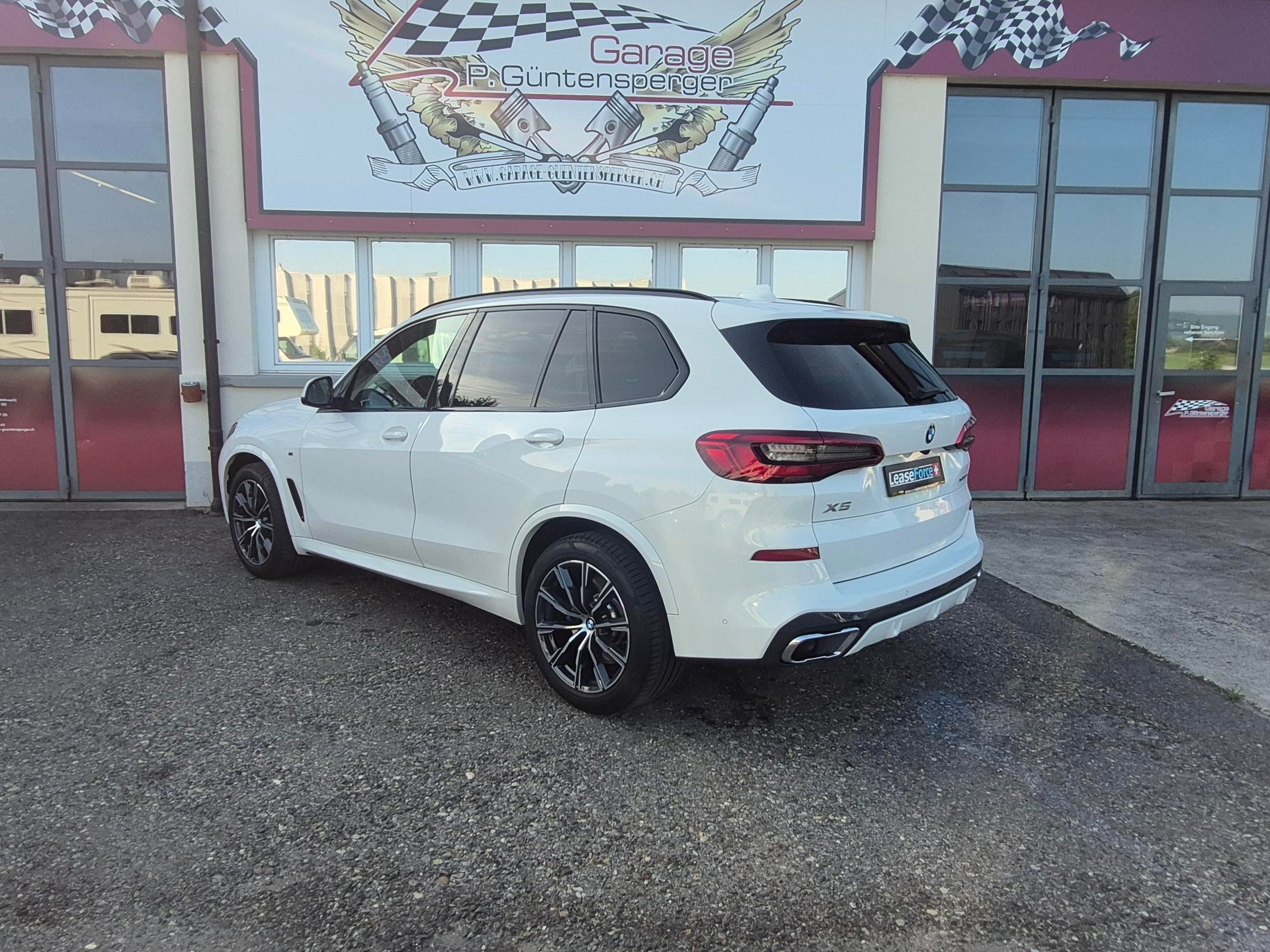 BMW X5 xDrive 30d xLine Steptronic-image-4