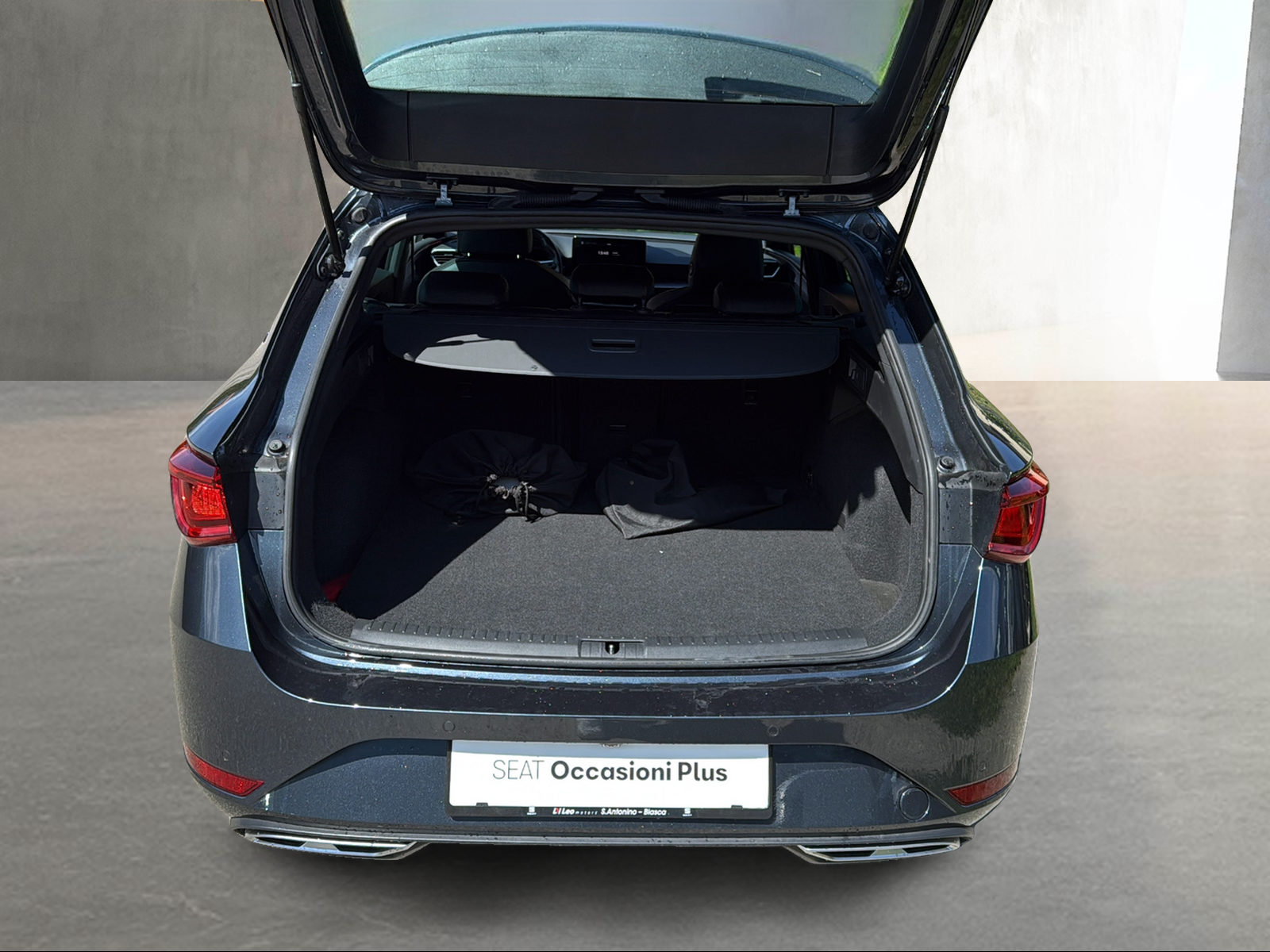 SEAT Leon ST 1.4 eHybrid pHEV DSG Hola FR-image-13