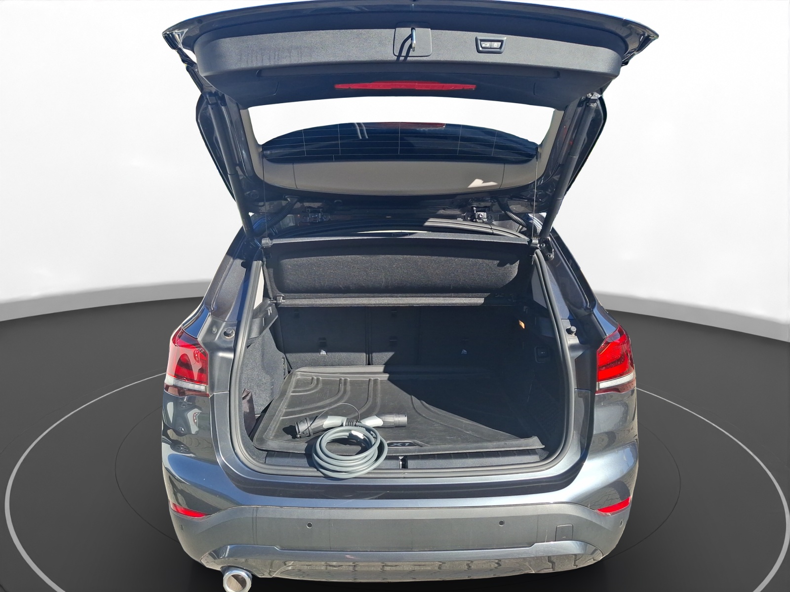 BMW X1 xDrive 25e Steptronic-image-13