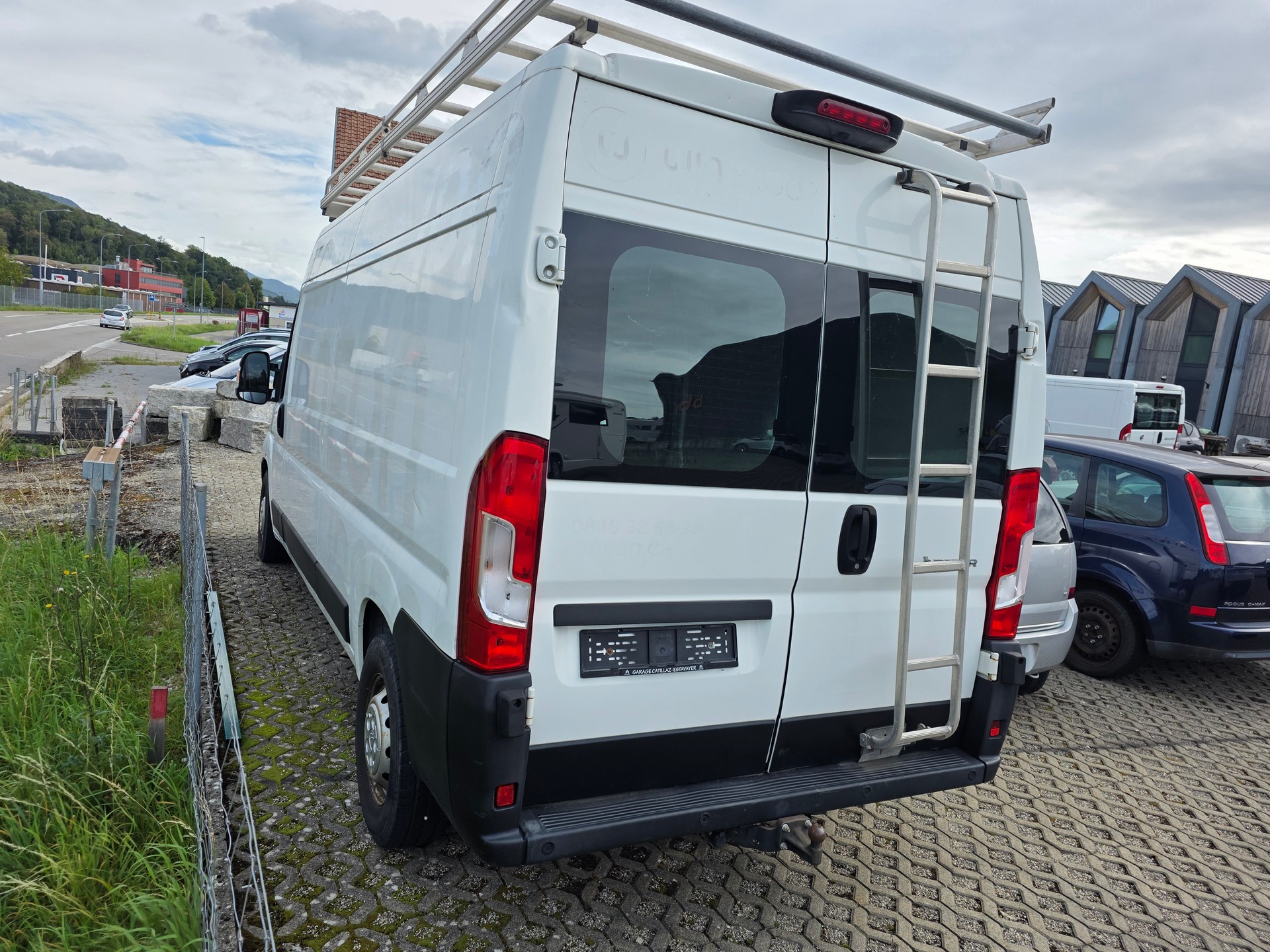 CITROEN Jumper 35 2.2 BlueHDi 165 Club L3H2 Motorschade-image-9