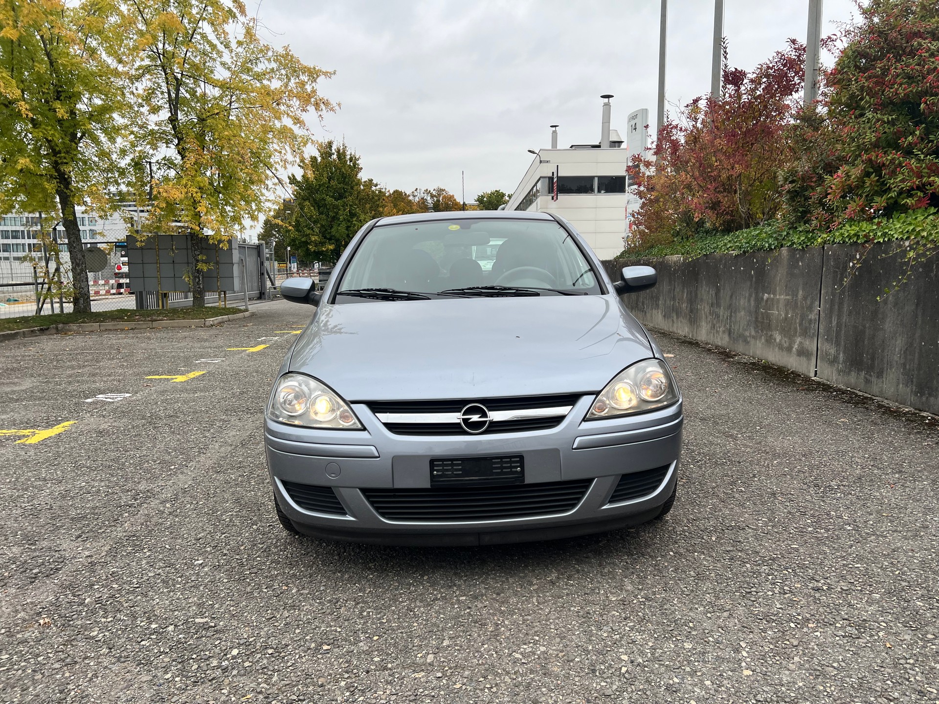 OPEL Corsa 1.2 TP Silverline-image-1