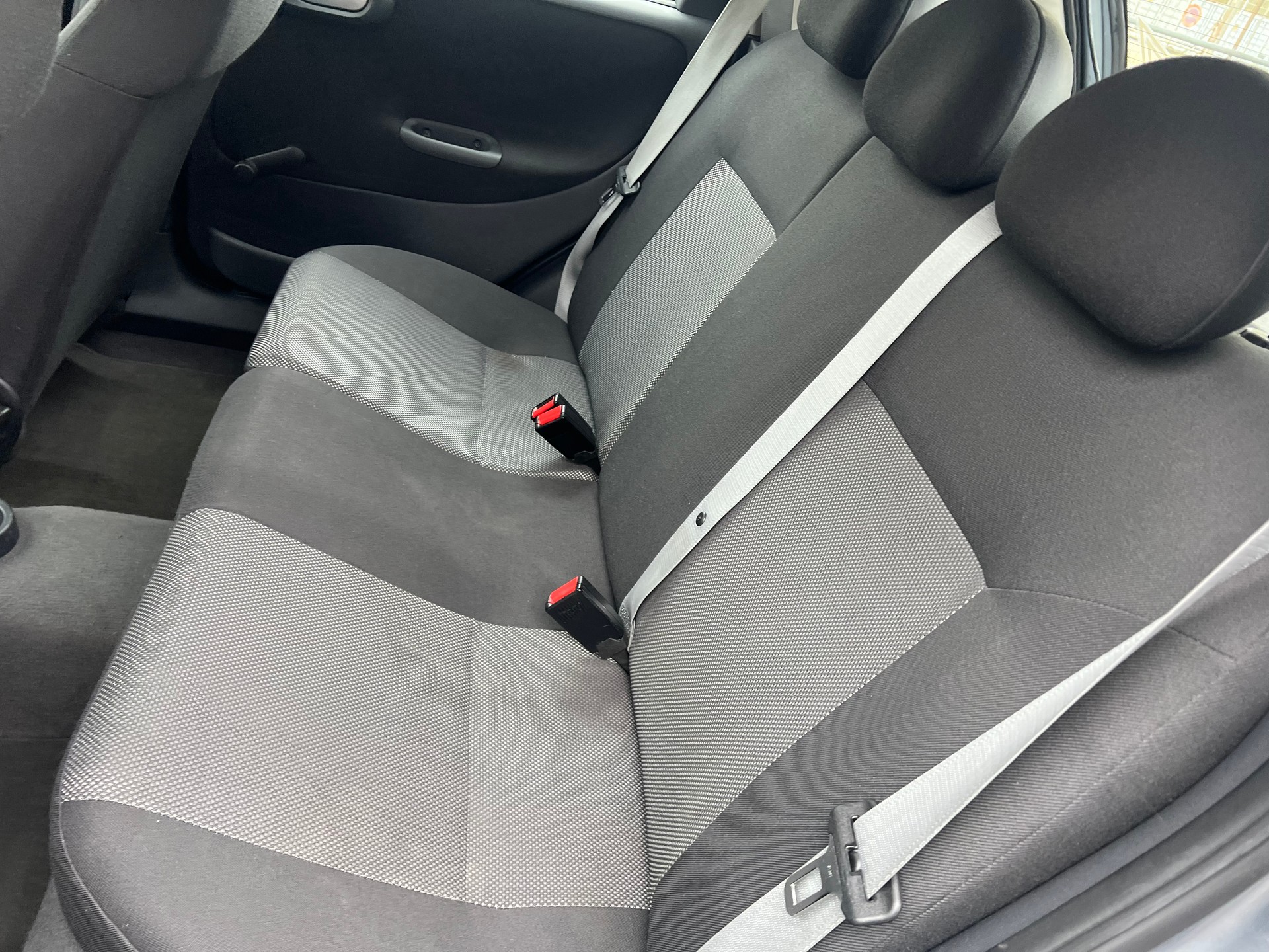 OPEL Corsa 1.2 TP Silverline-image-8