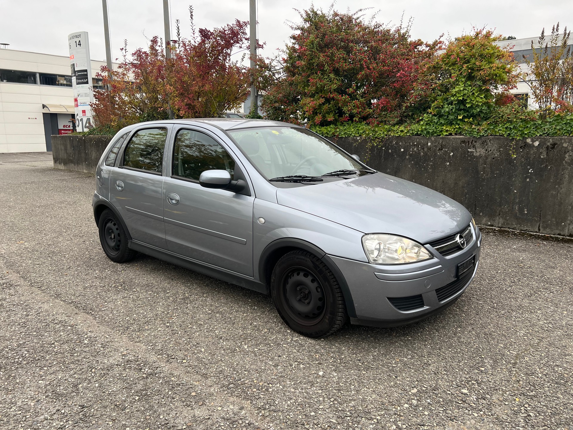 OPEL Corsa 1.2 TP Silverline-image-2