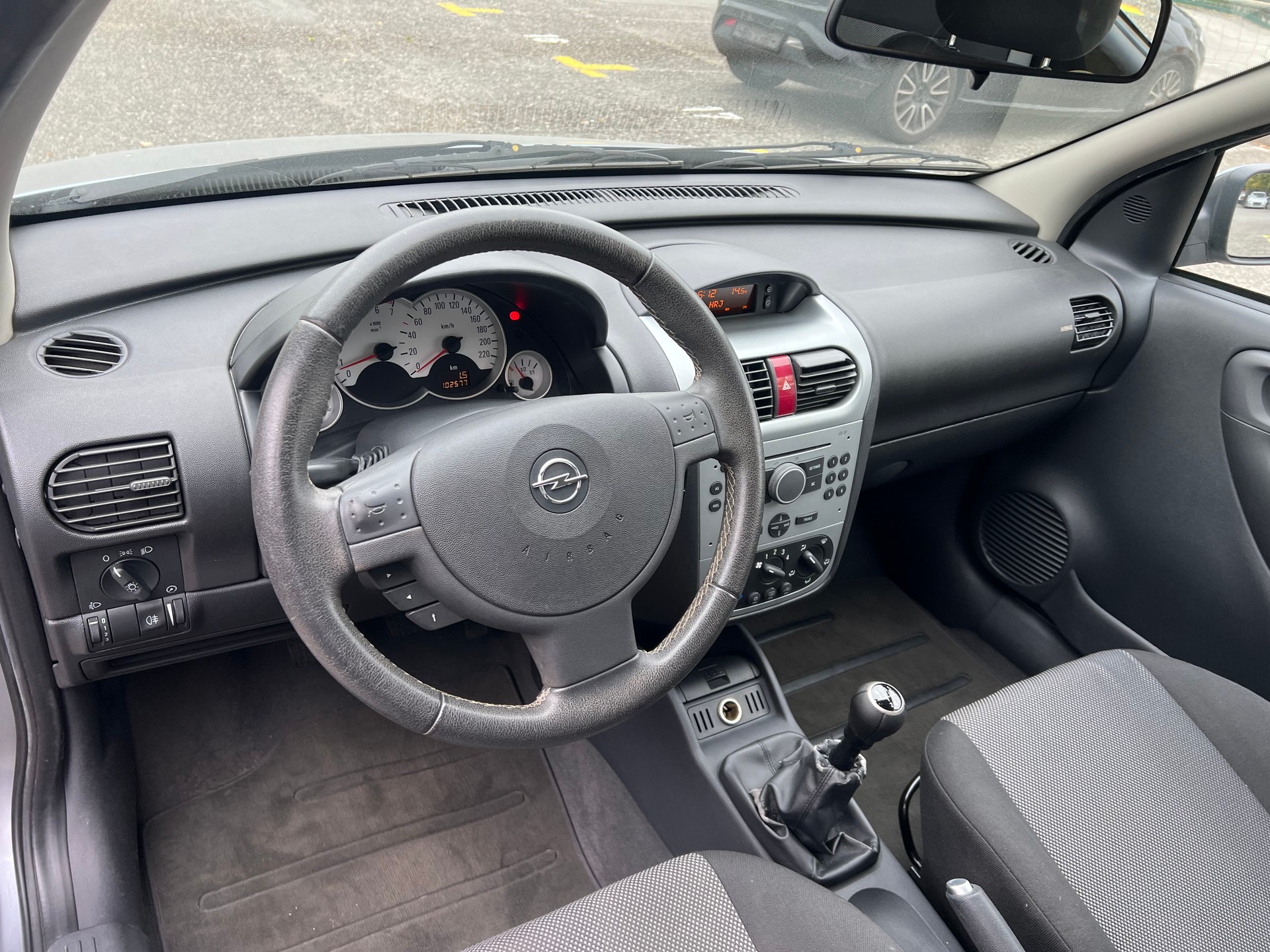 OPEL Corsa 1.2 TP Silverline-image-10