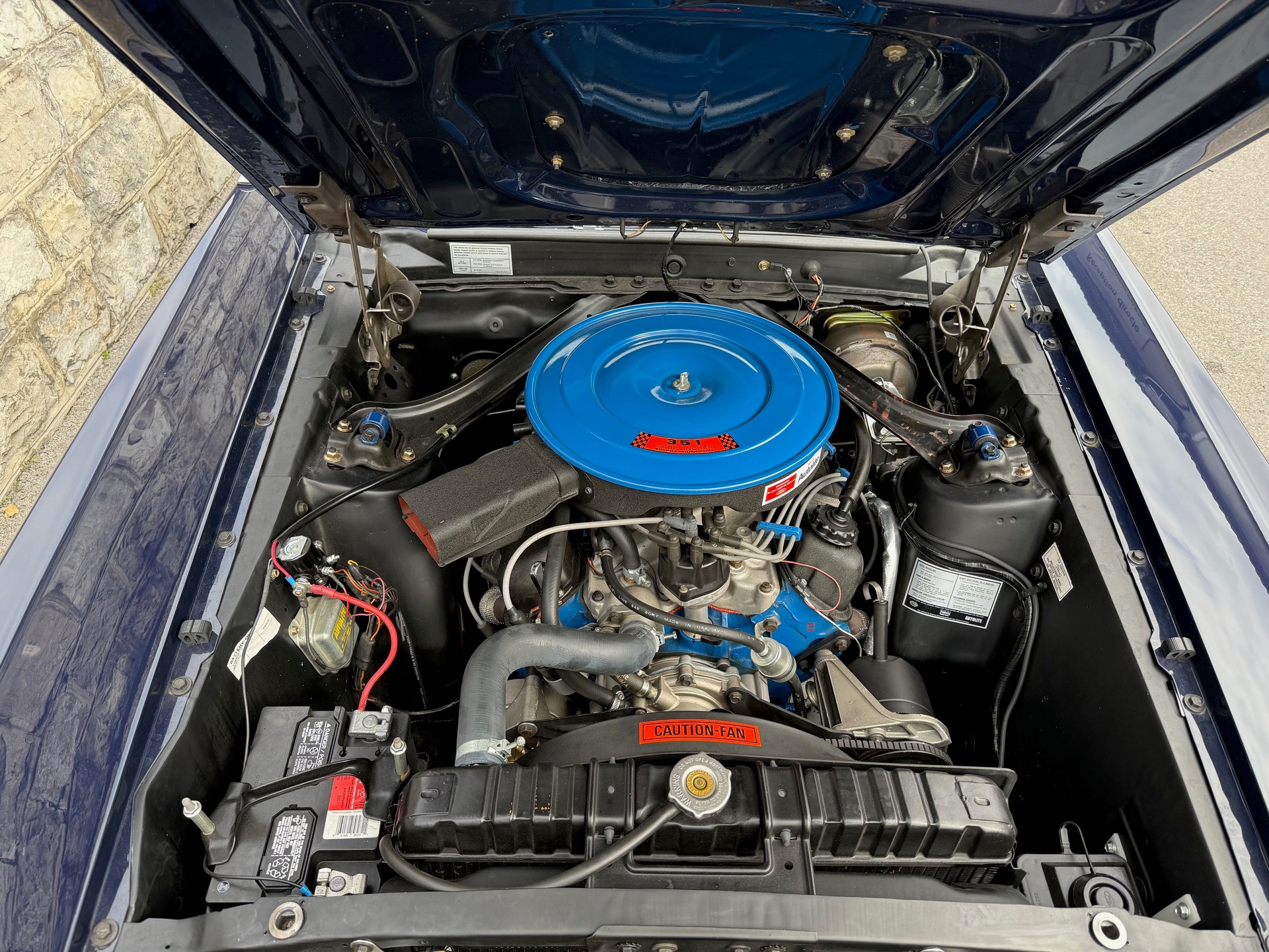 FORD Mustang Mach 1-image-10