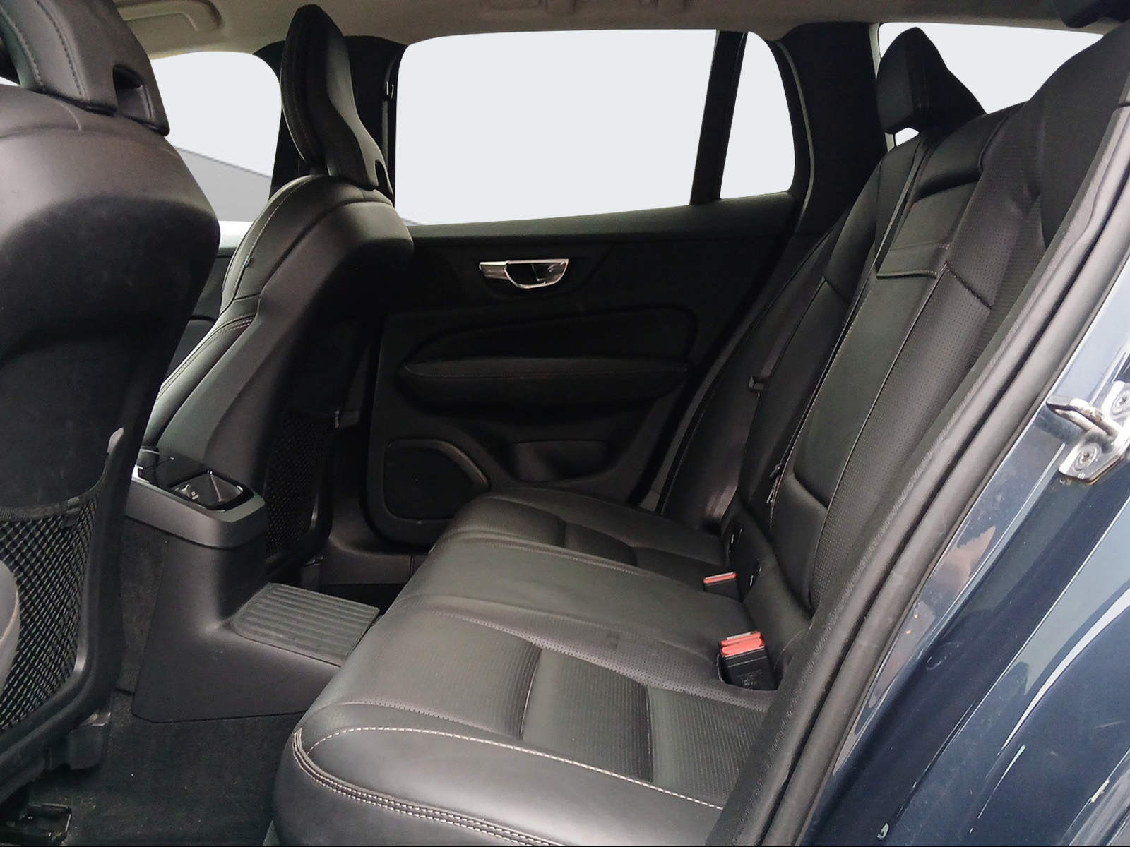 VOLVO V60 2.0 T8 TE Inscription eAWD-image-11