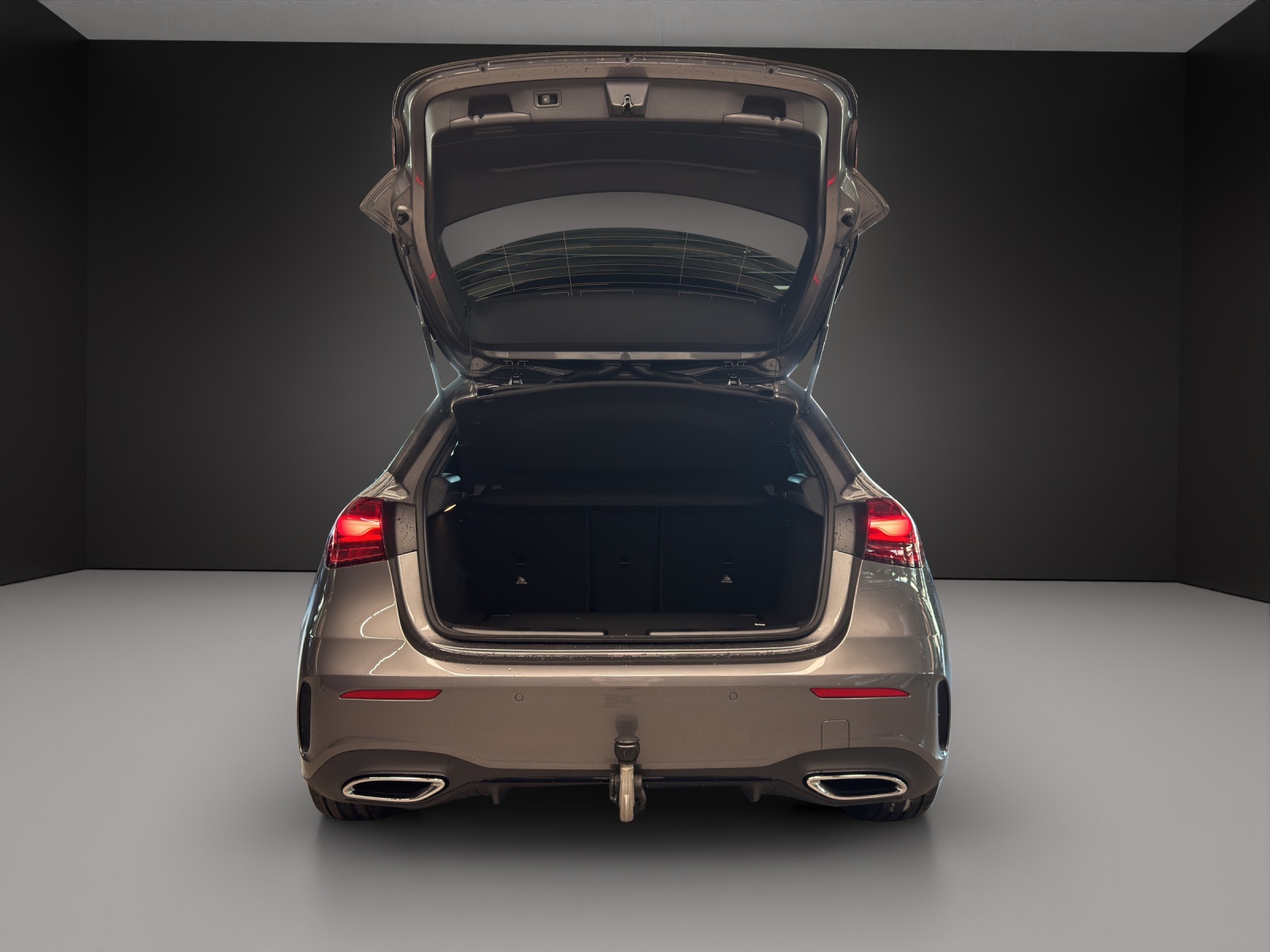 MERCEDES-BENZ A 250 4Matic 8G-DCT AMG Line-image-6