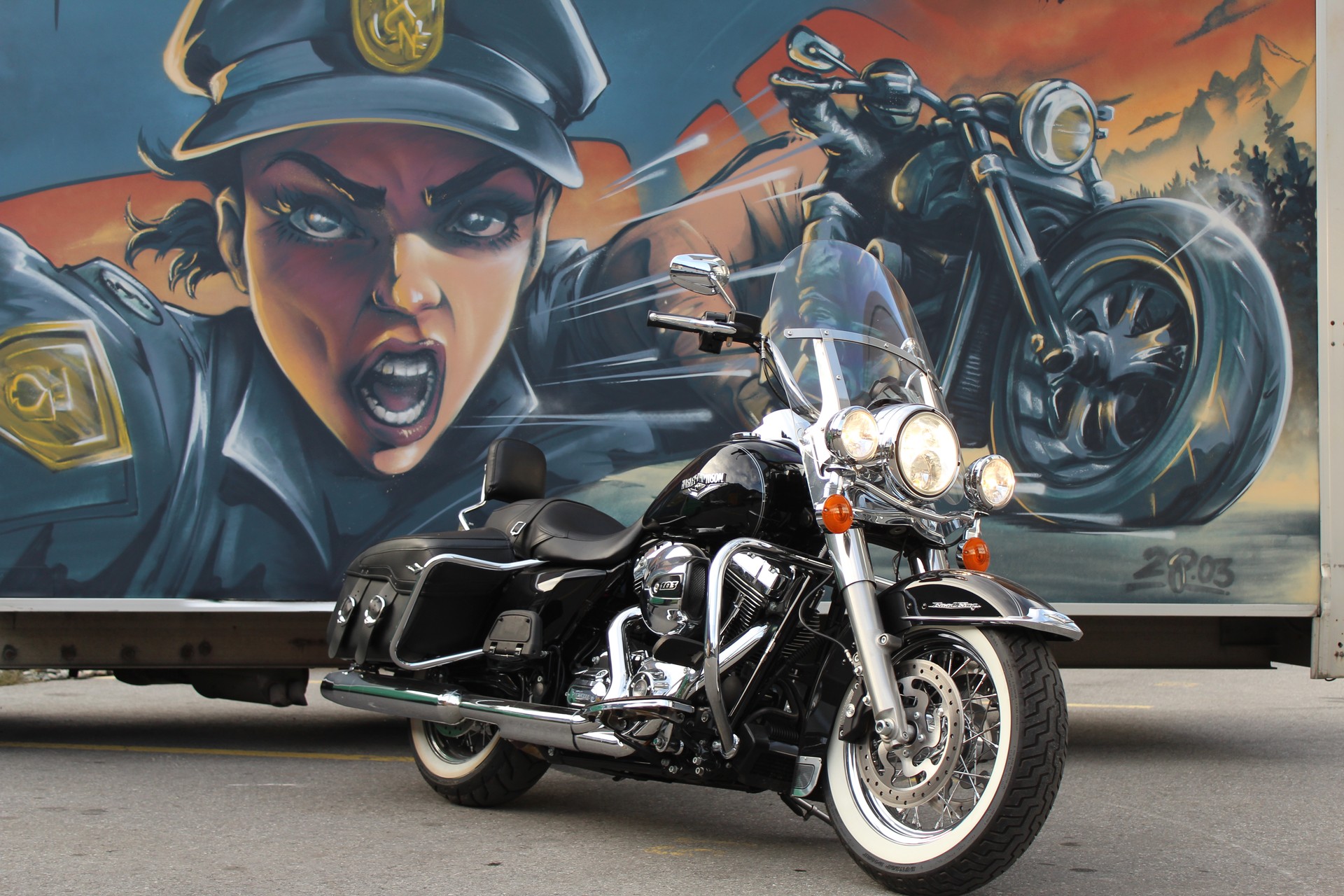 HARLEY-DAVIDSON FLHRC Road King Classic 103 ABS-image-1