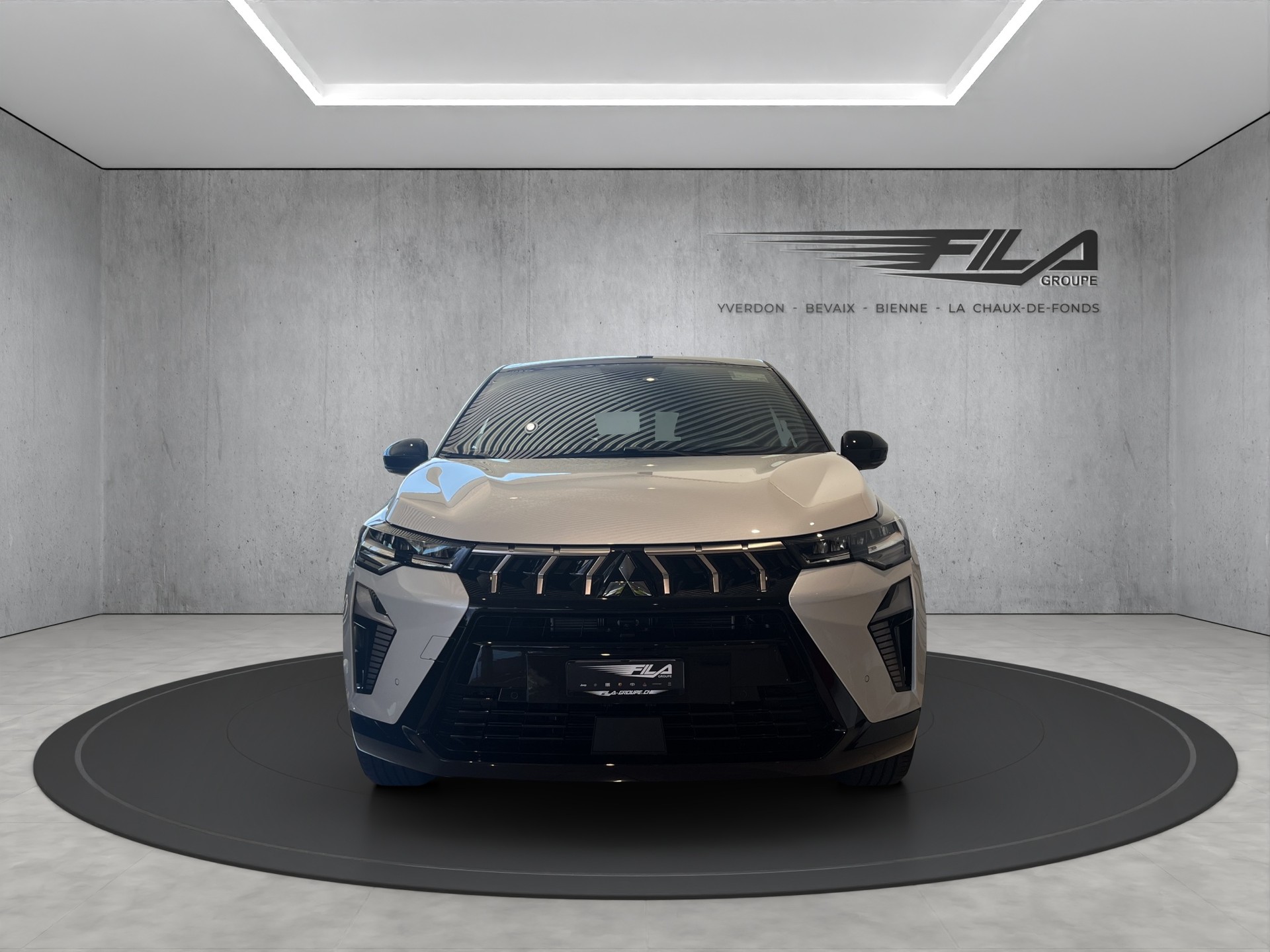 MITSUBISHI ASX 1.8 HEV Instyle-image-2