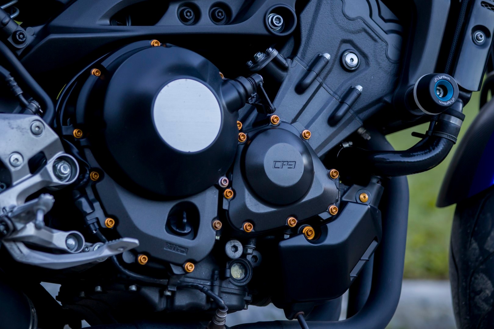 YAMAHA XSR 900-image-8