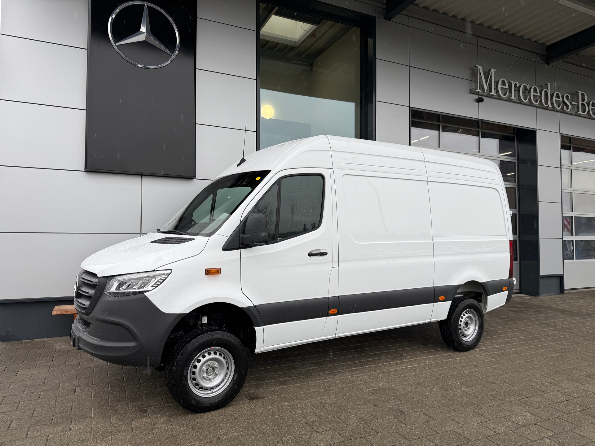 MERCEDES-BENZ Sprinter 319 CDI 4MATIC PRO KA 3665mm S-image-0