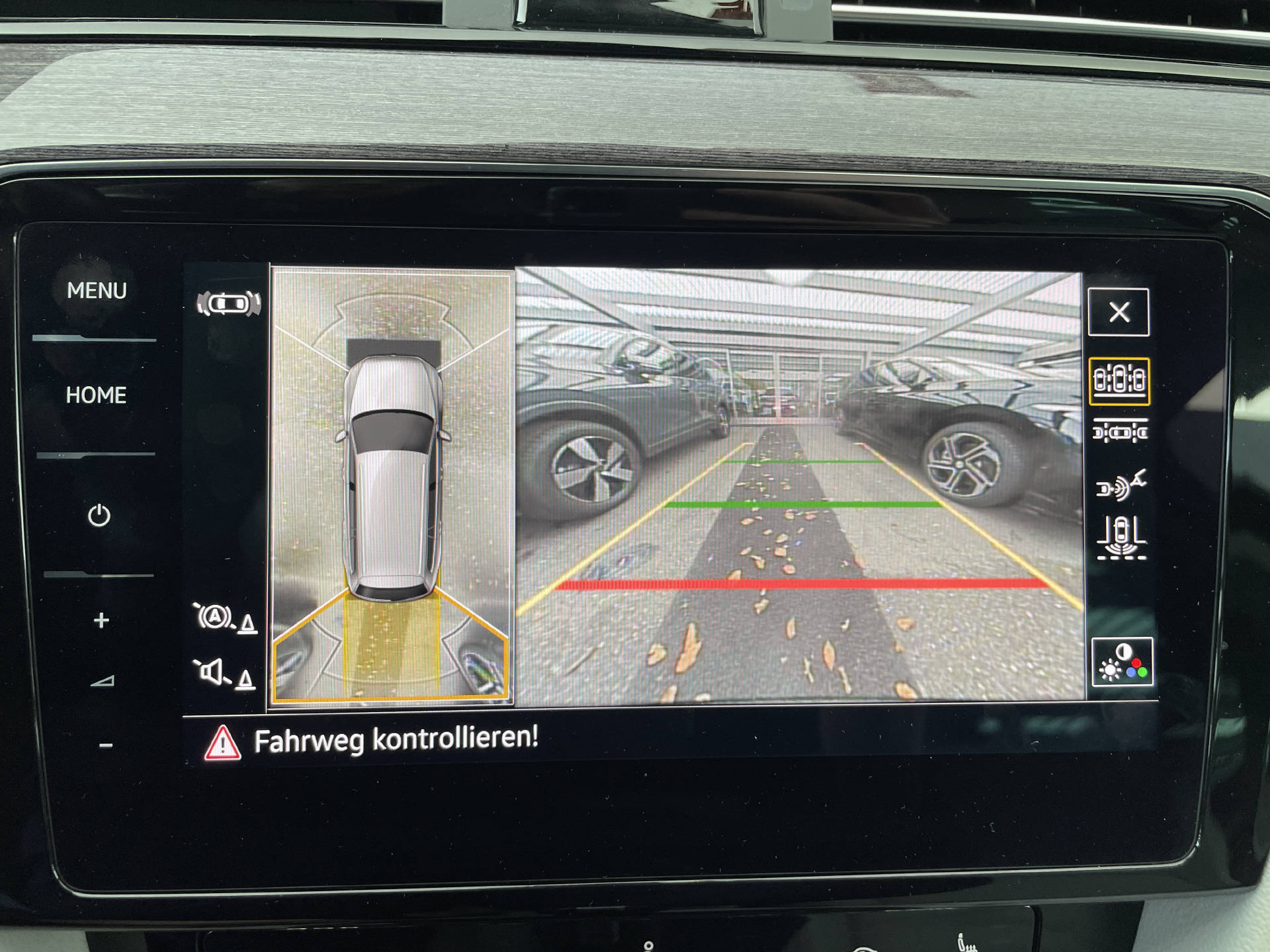 VW Passat Variant 2.0 TDI Elegance DSG 4m-image-11