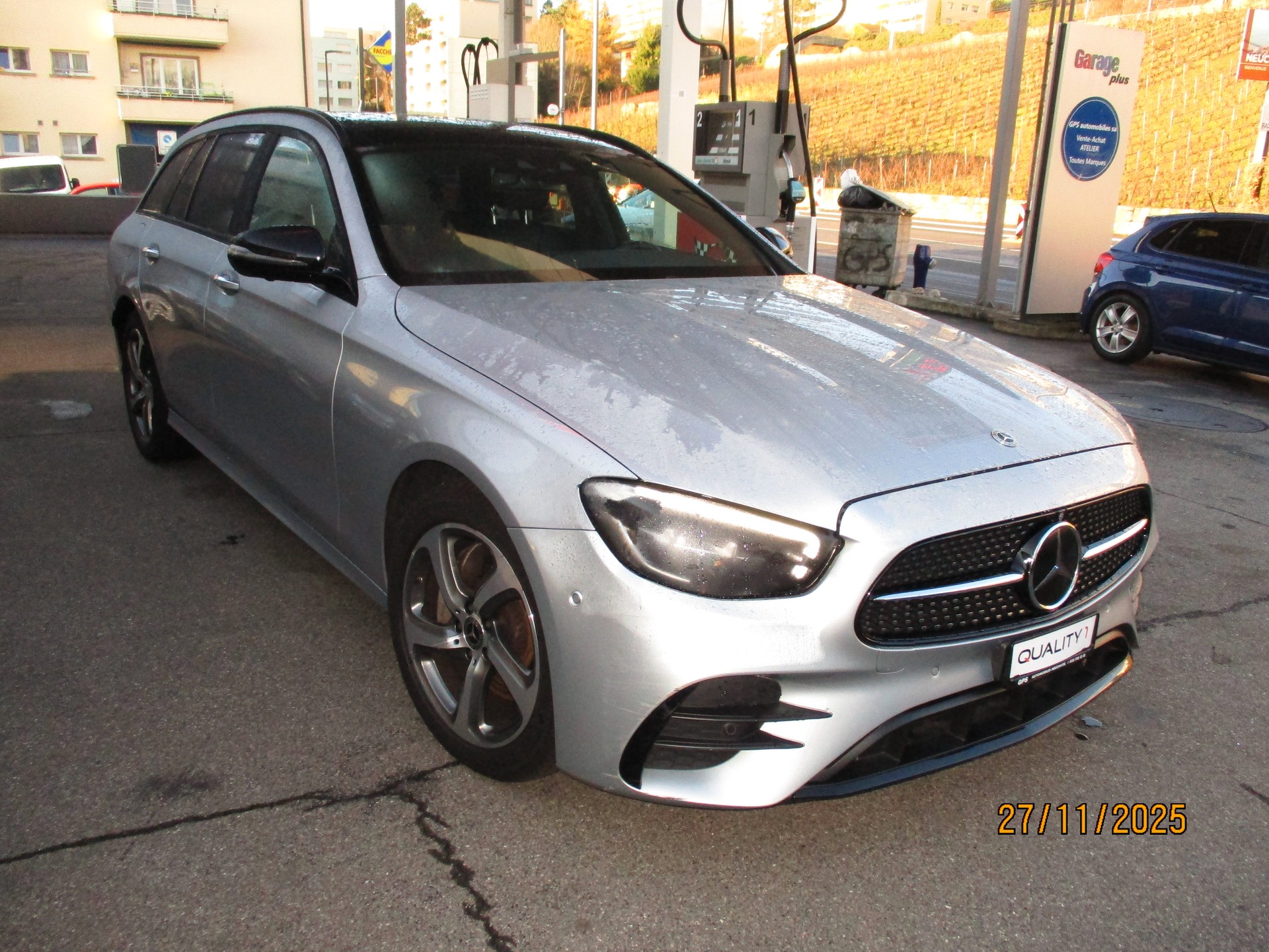 MERCEDES-BENZ E 220 d T 4Matic SWISS STAR BREAK 9G-Tronic PACK AMG-image-2