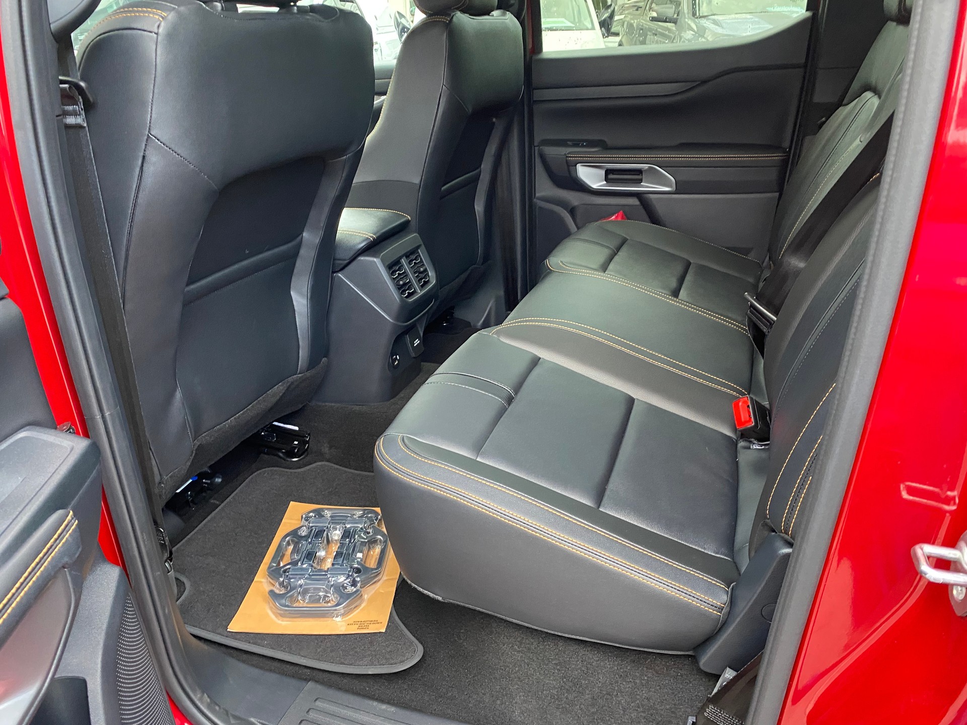 FORD Ranger Wildtrak 2.0 Eco Blue e-4WD Automat-image-7