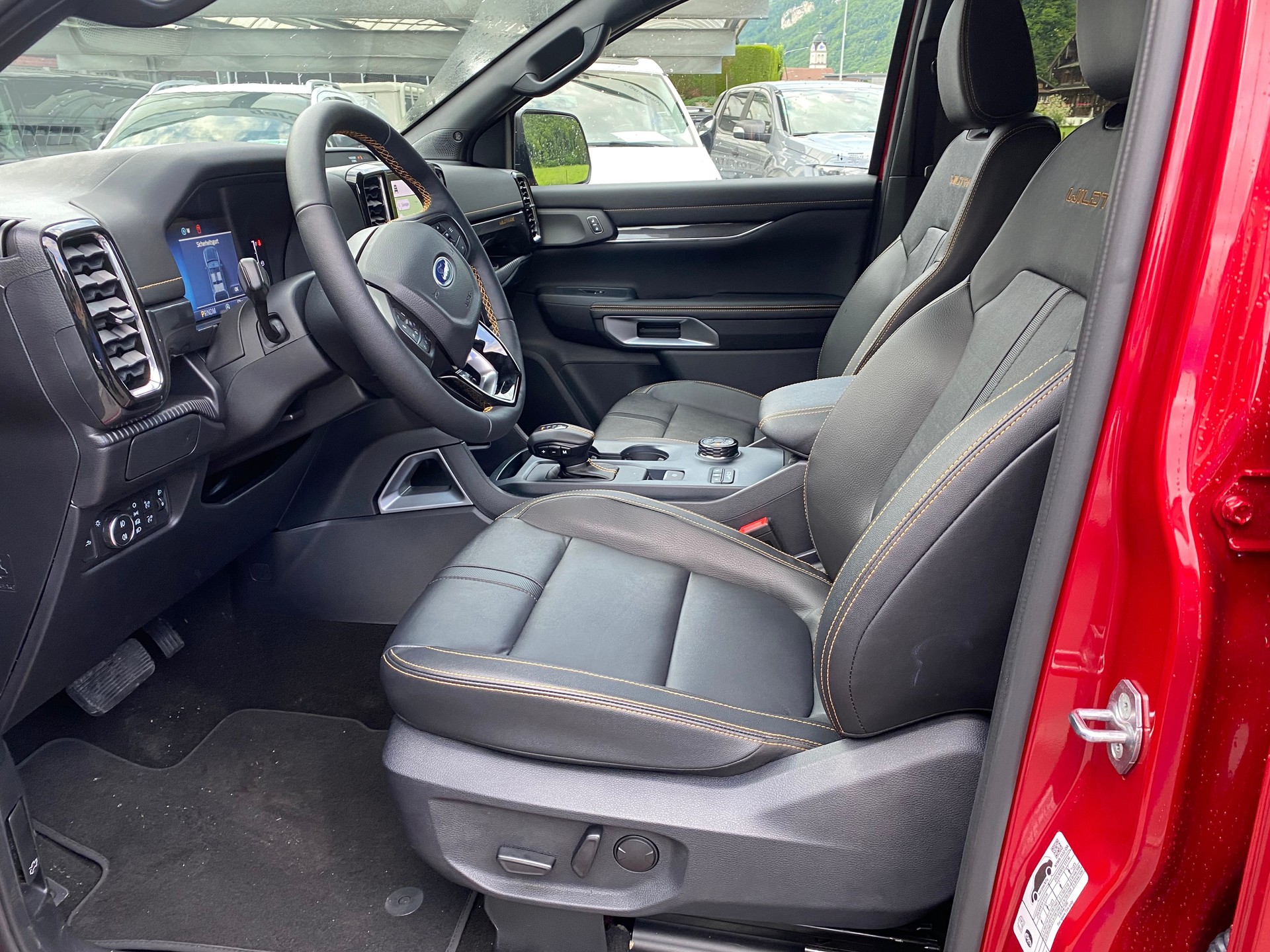 FORD Ranger Wildtrak 2.0 Eco Blue e-4WD Automat-image-2