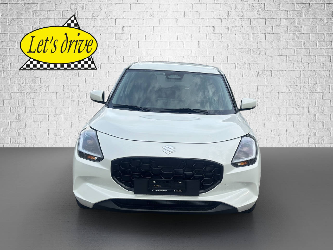 SUZUKI Swift 1.2 Compact Top Hybrid-image-1