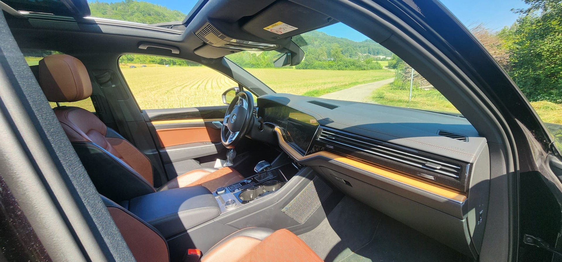 VW TOUAREG-image-4