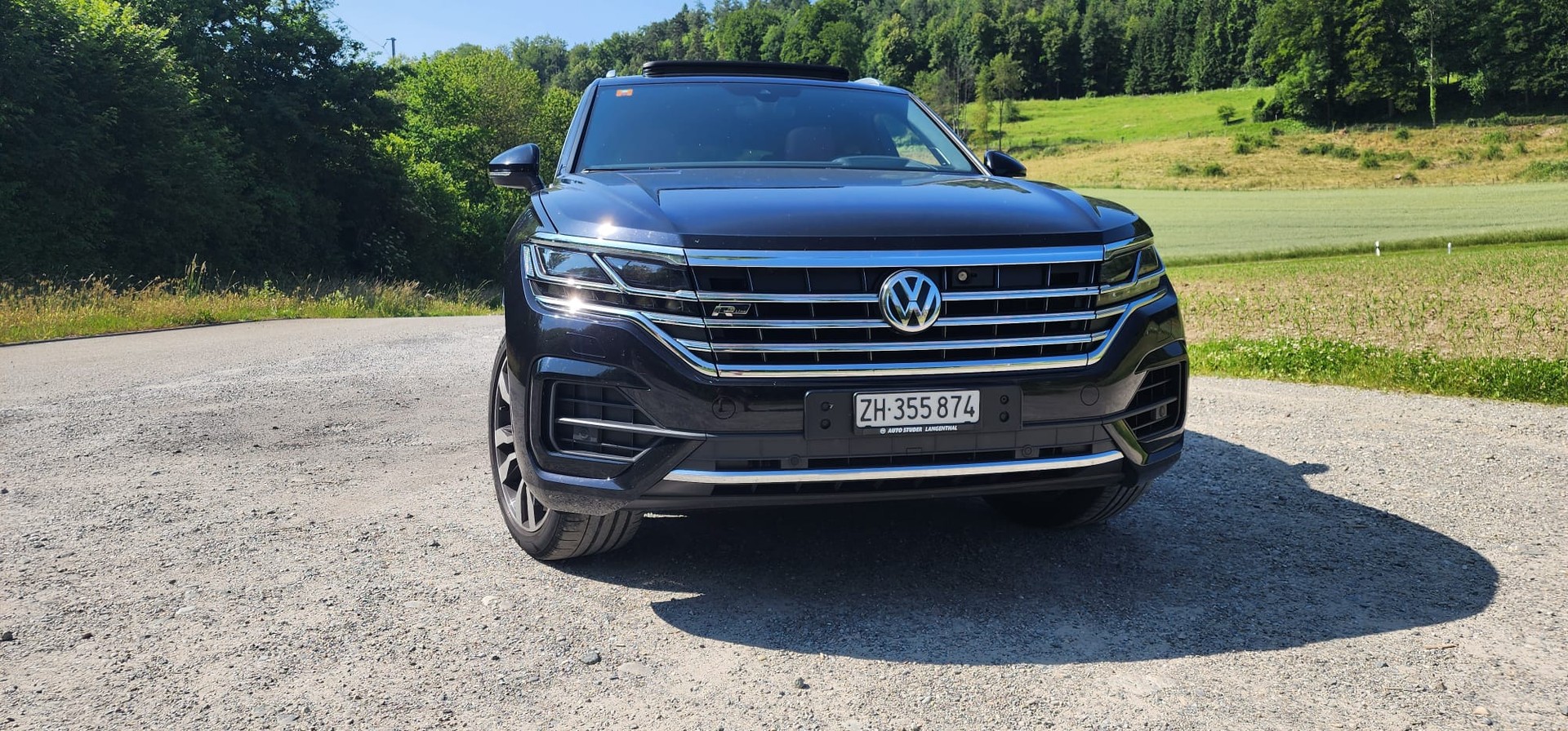 VW TOUAREG-image-0